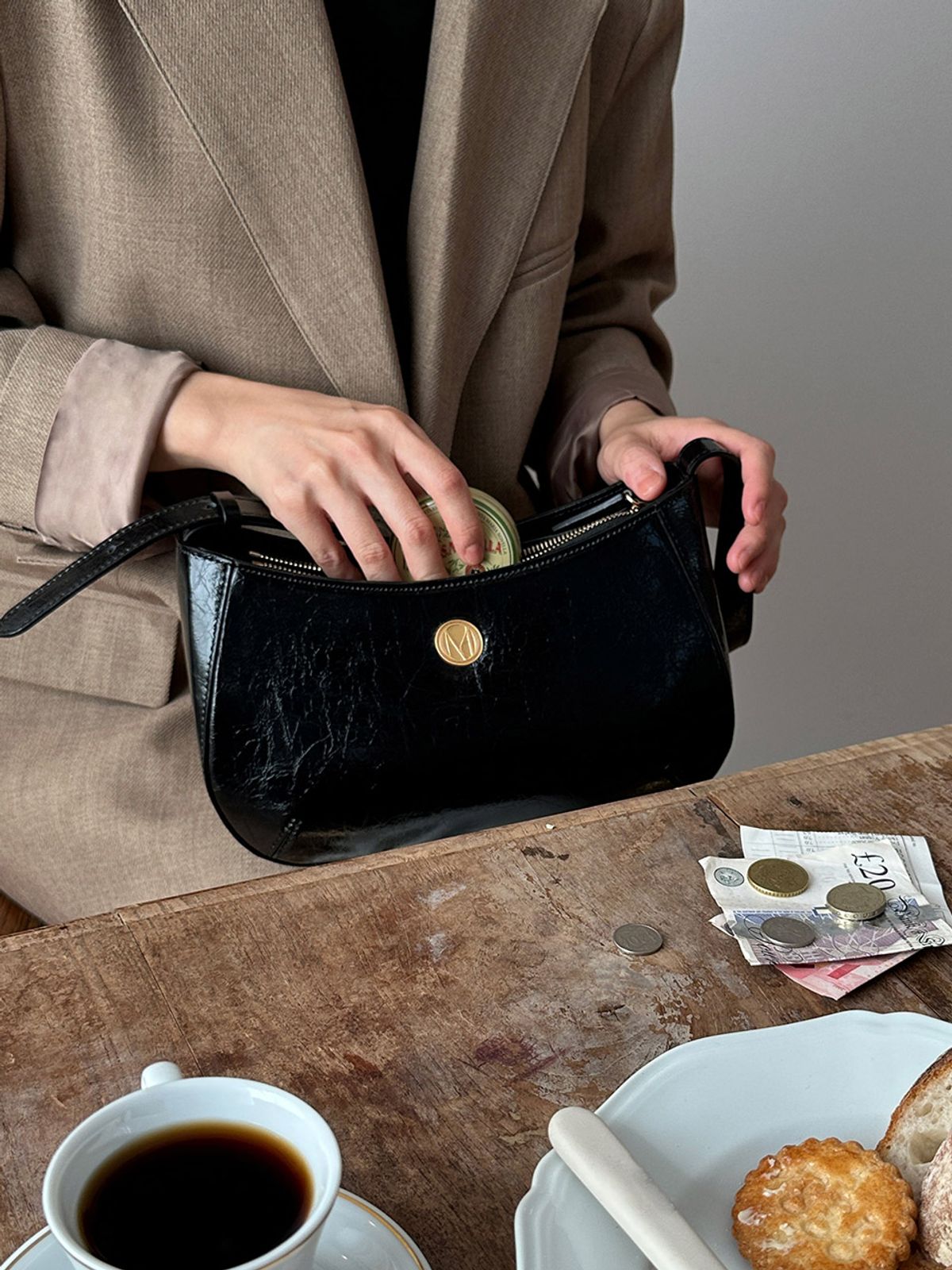 꼬떼드무아(COTEDEMOI) Ecrin shoulder bag - Black