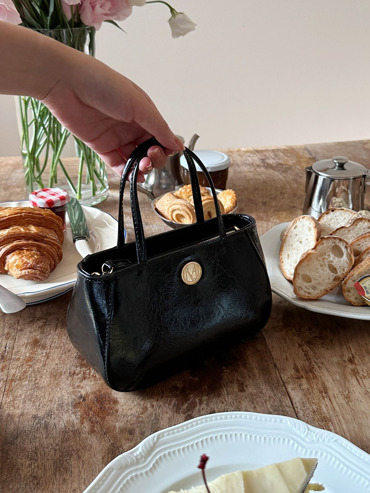 꼬떼드무아(COTEDEMOI) Ecrin petit tote bag - Black