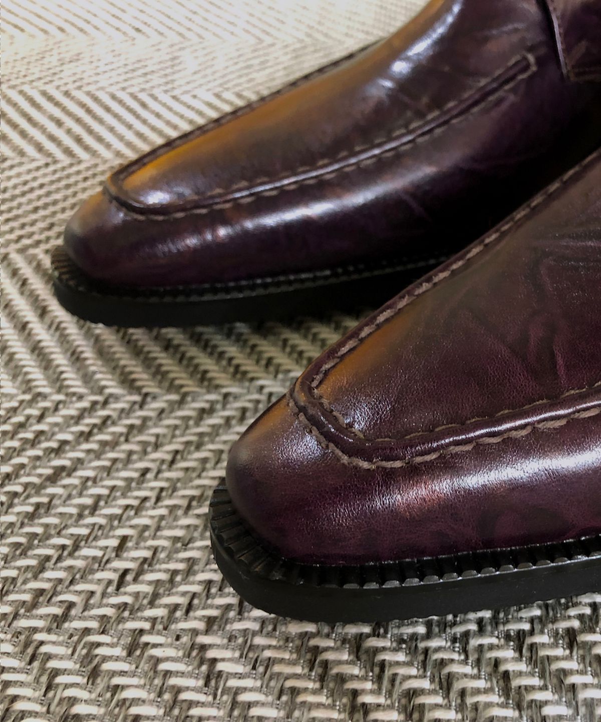 조앤슈(JOENSHOE) 비루투오소 퍼블릭 홀컷 옥스퍼드 딥퍼플
