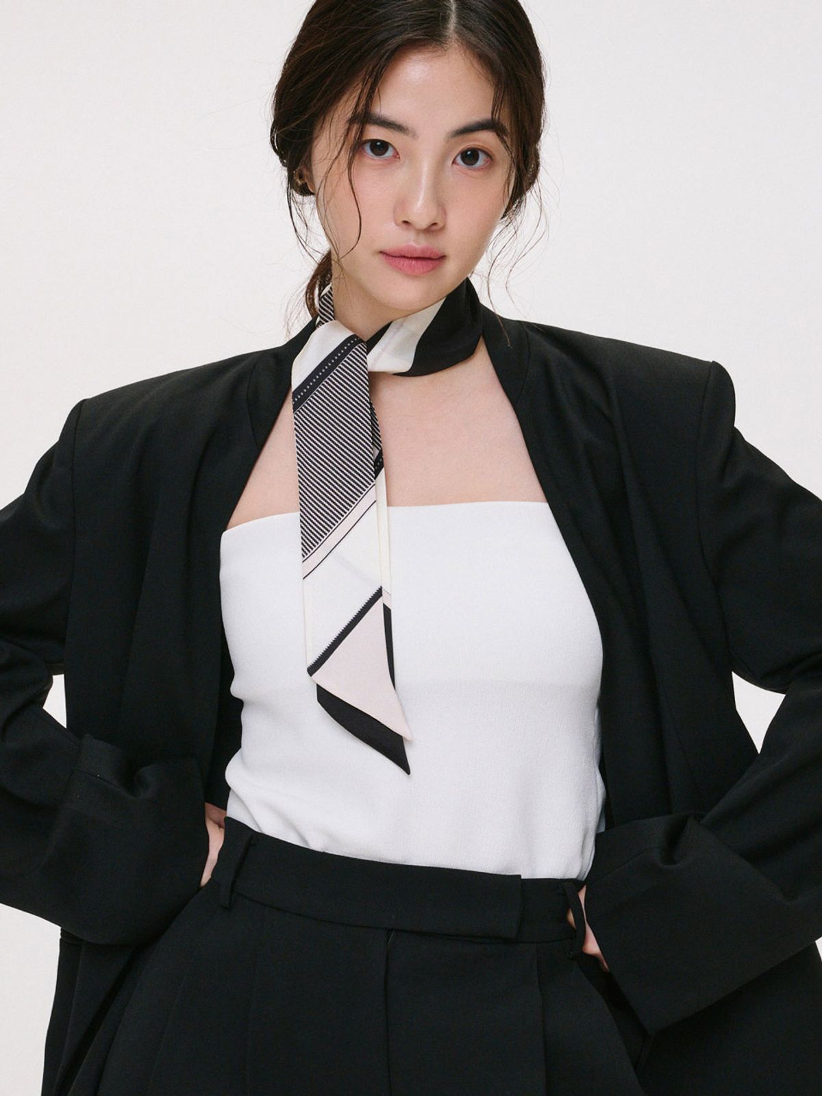 생럭슈(SAINTLUXURE) 티오 블랙
