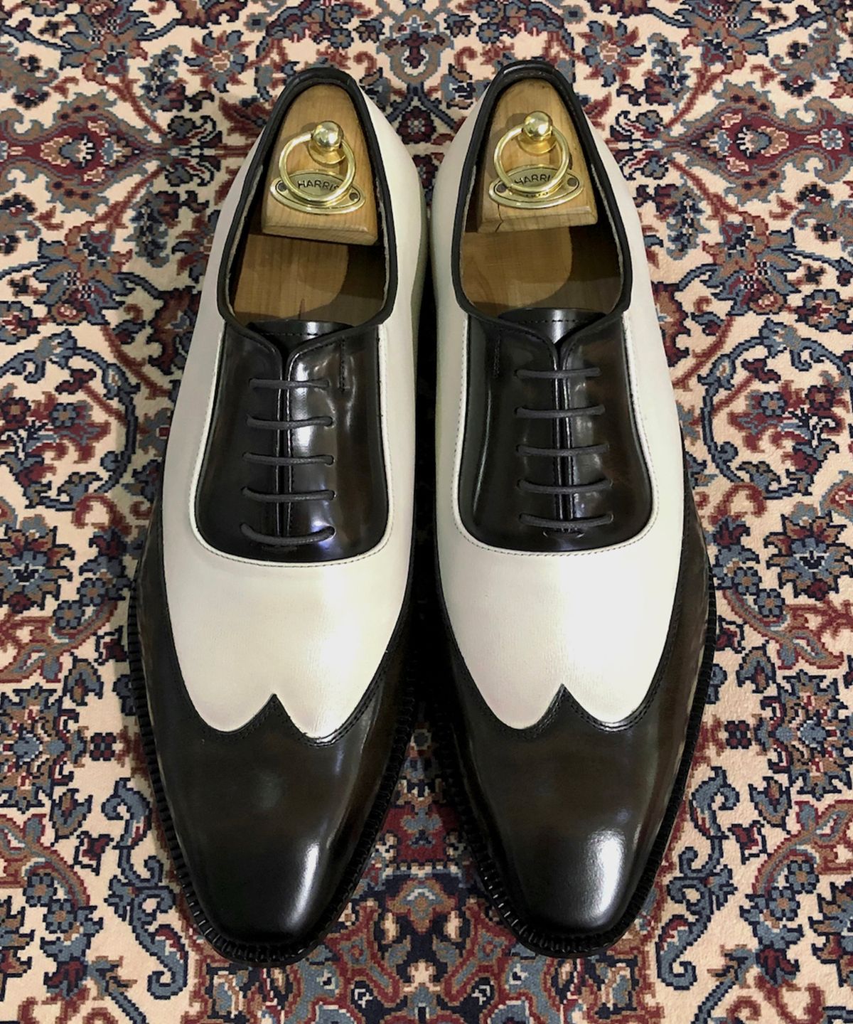 조앤슈(JOENSHOE) 로도스 클래식 윙팁 옥스퍼드 브라운