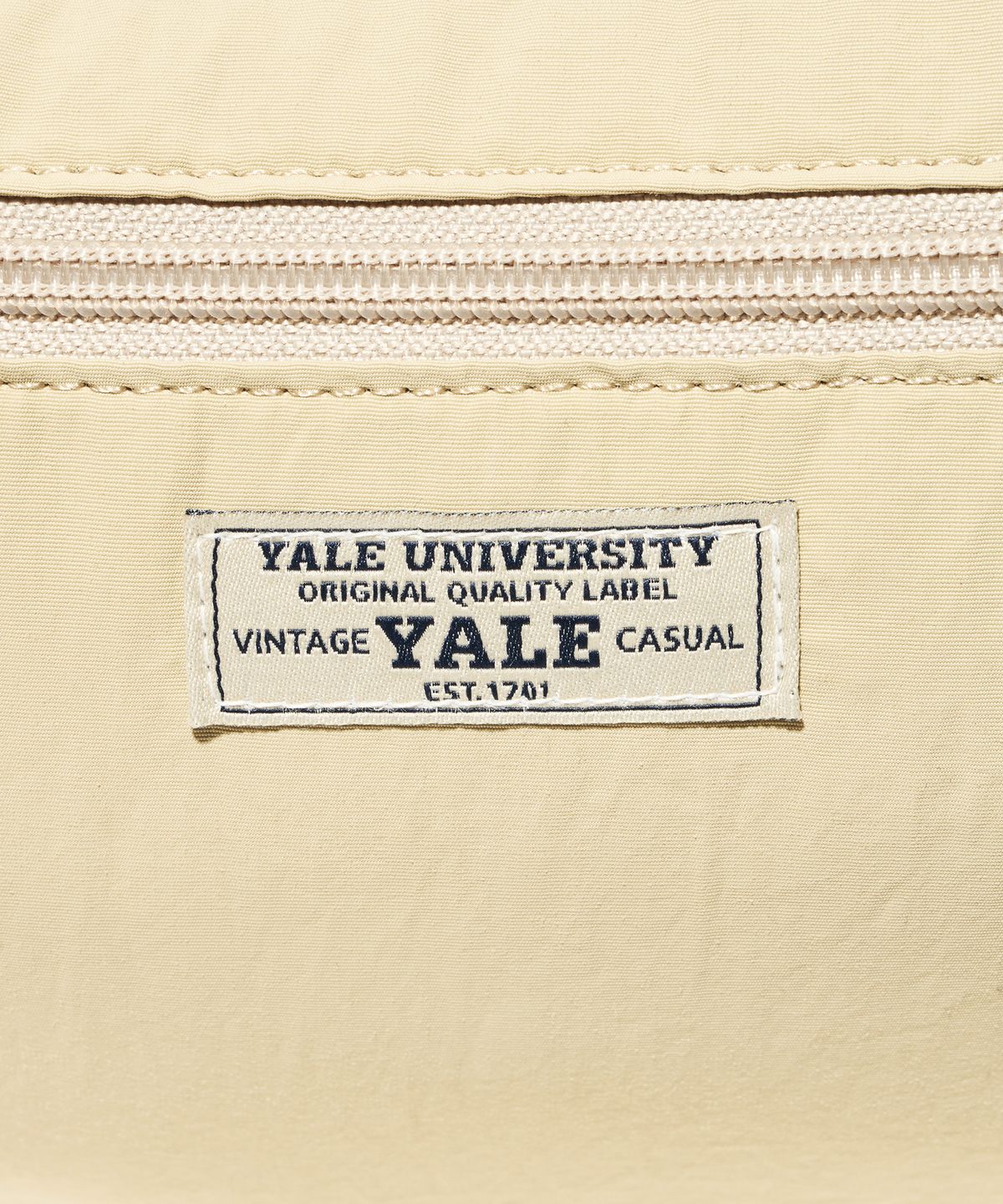 예일(YALE) 라운드 숄더 스몰 백_베이지