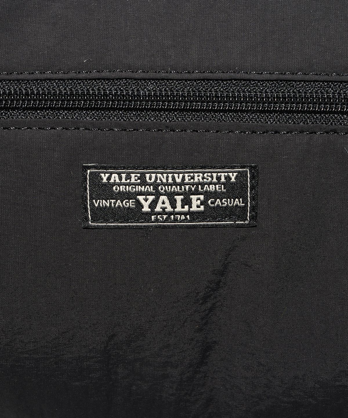 예일(YALE) 라운드 숄더 라지 백_블랙