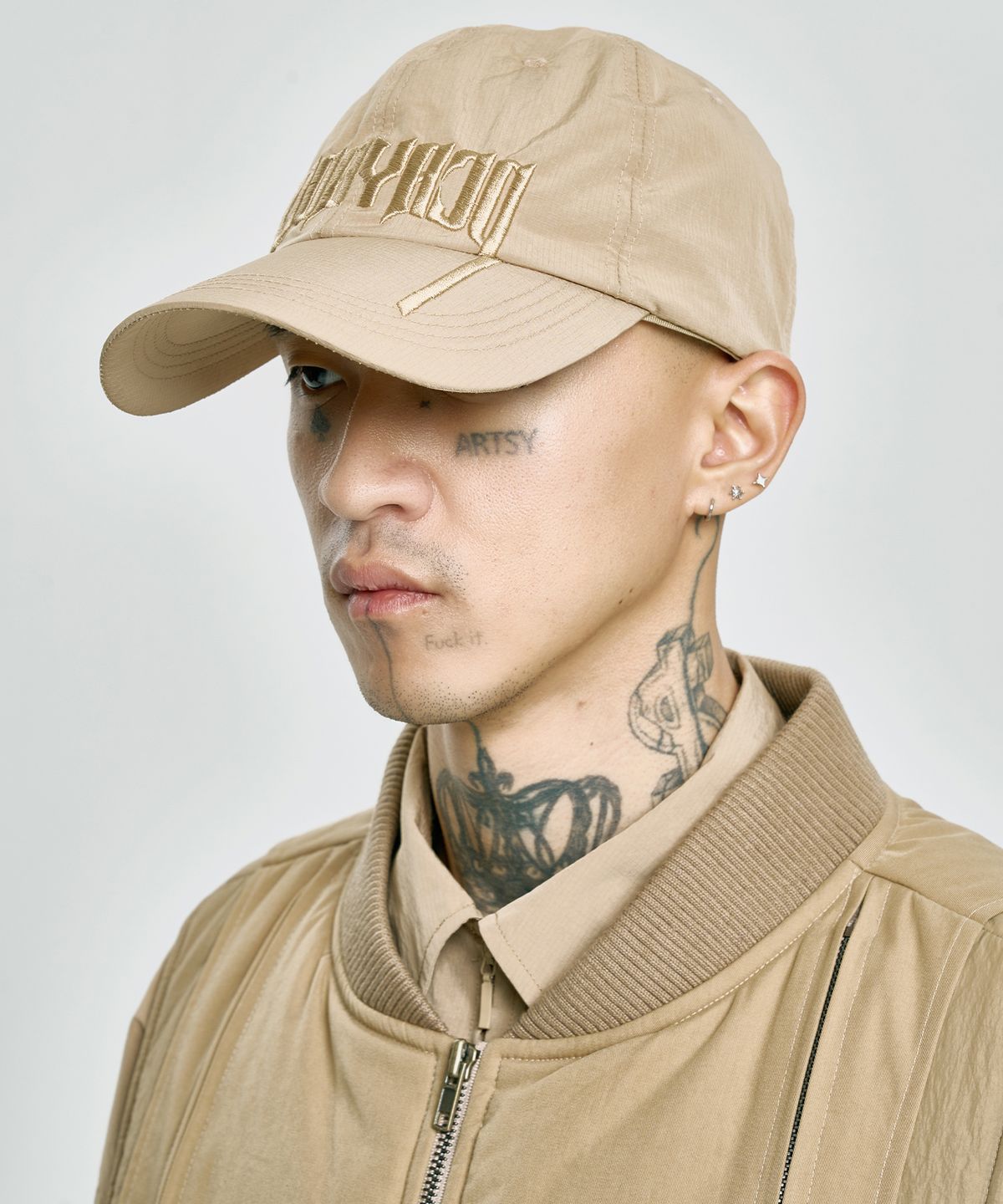 아조바이아조(AJOBYAJO) Arch Logo Nylon Cap [BEIGE]