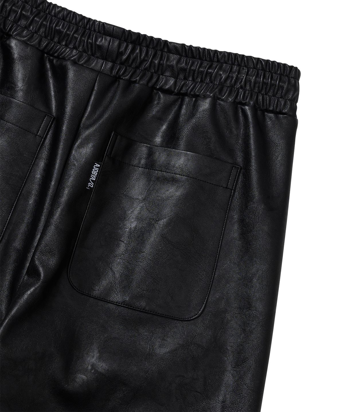아조바이아조(AJOBYAJO) Vegan Leather One Tuck Track Pants [BLACK]