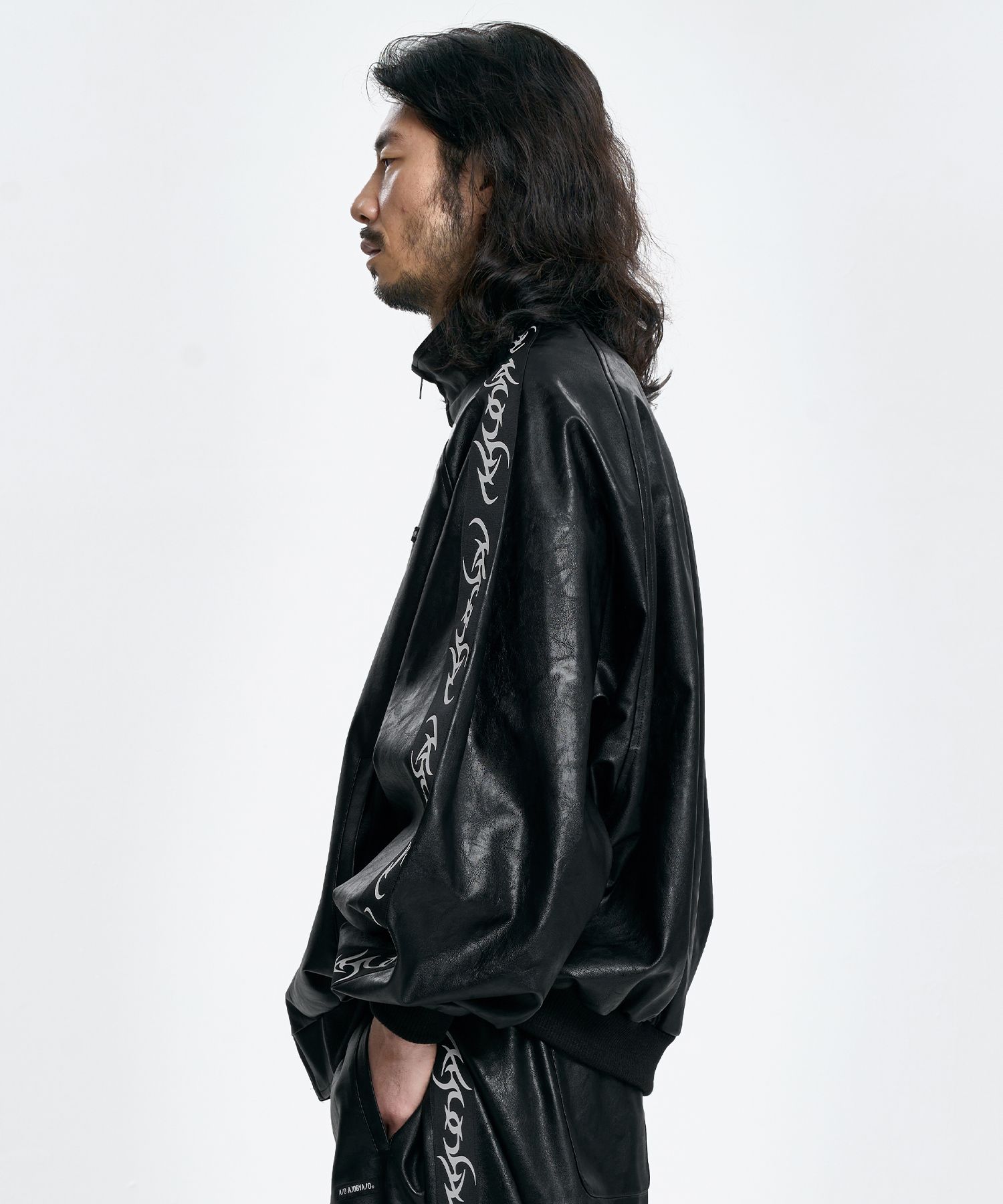 【AJO AJOBYAJO】24FW★ Leather Oversized Raglan Track JK MUSINSA | AJOBYAJO Vegan Leather Oversized Raglan Track