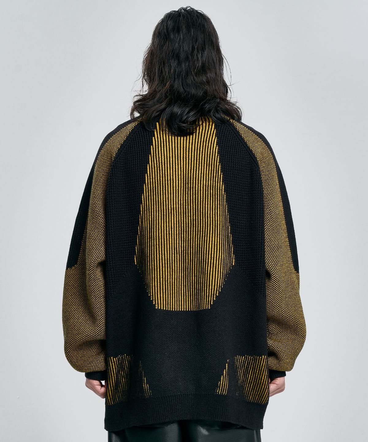 아조바이아조(AJOBYAJO) Paneled Mixed Knit Sweater [BLACK]