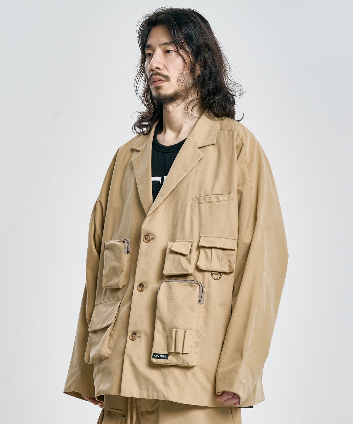 아조바이아조(AJOBYAJO) Multi Pocket Batwing Jacket [BEIGE]