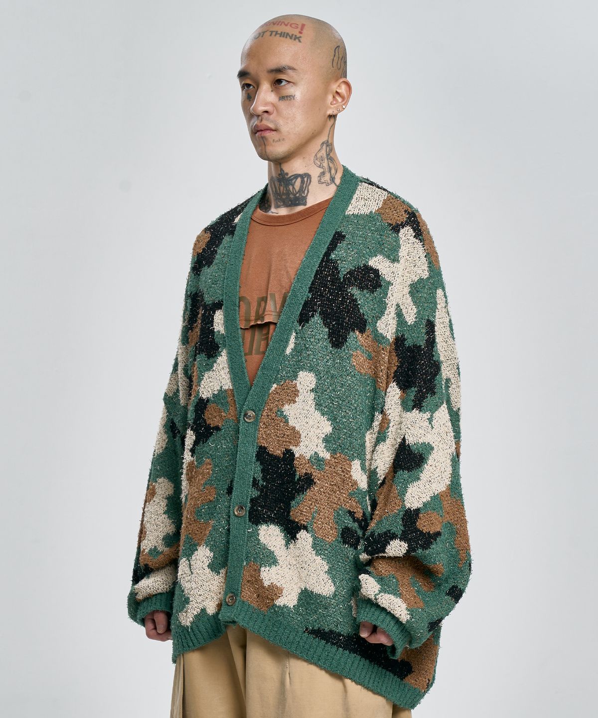아조바이아조(AJOBYAJO) Teddy Bear Camouflage Cardigan [KHAKI]
