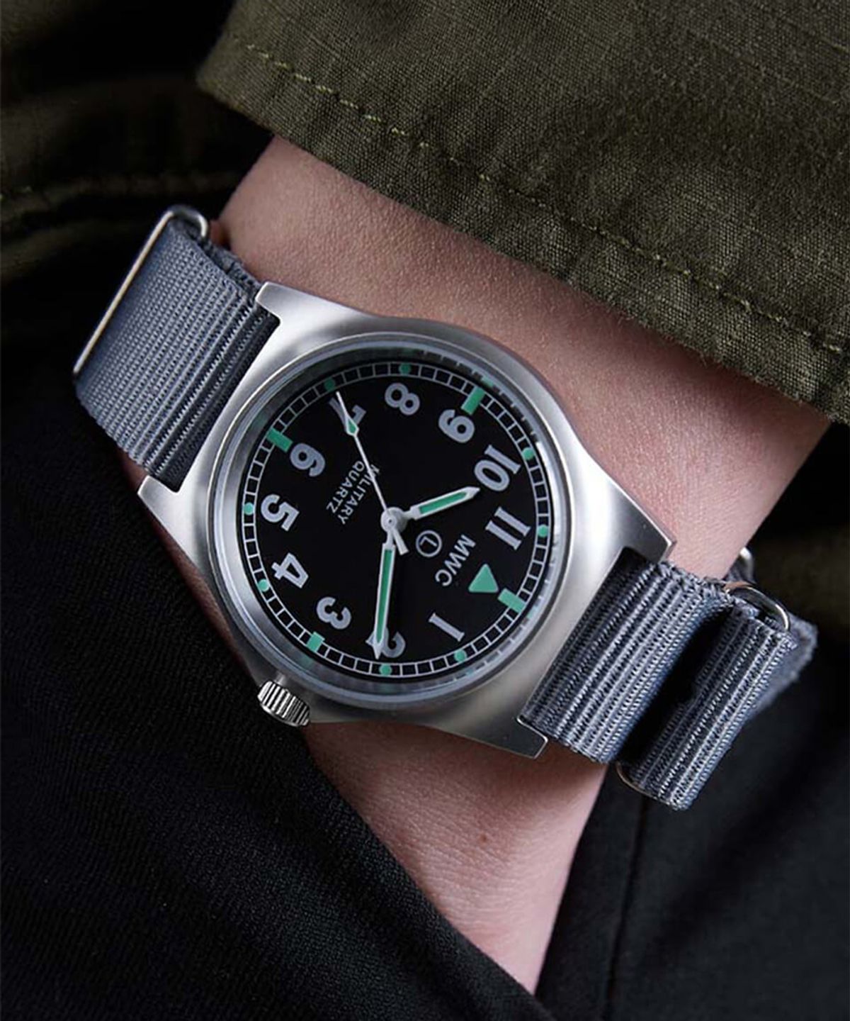엠더블유씨 시계(MWC WATCH) G10 오리지널 - 실버X그레이