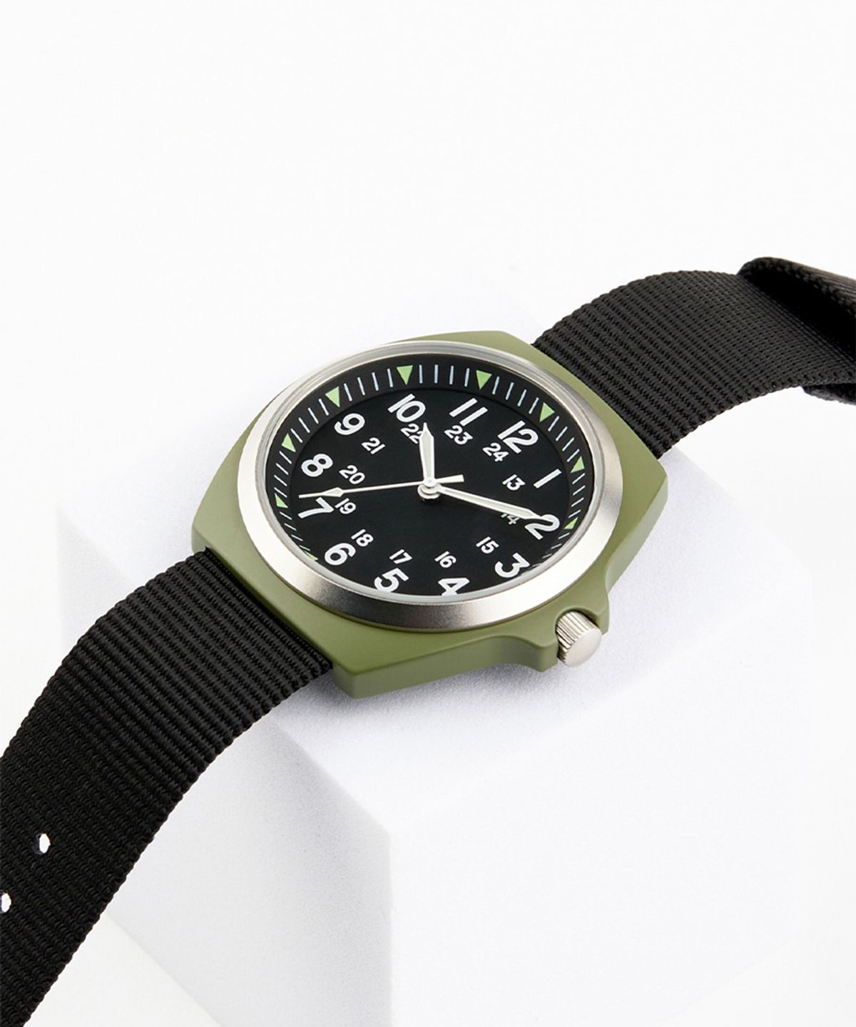 엠더블유씨 시계(MWC WATCH) 이라크전 미군시계 올리브X블랙