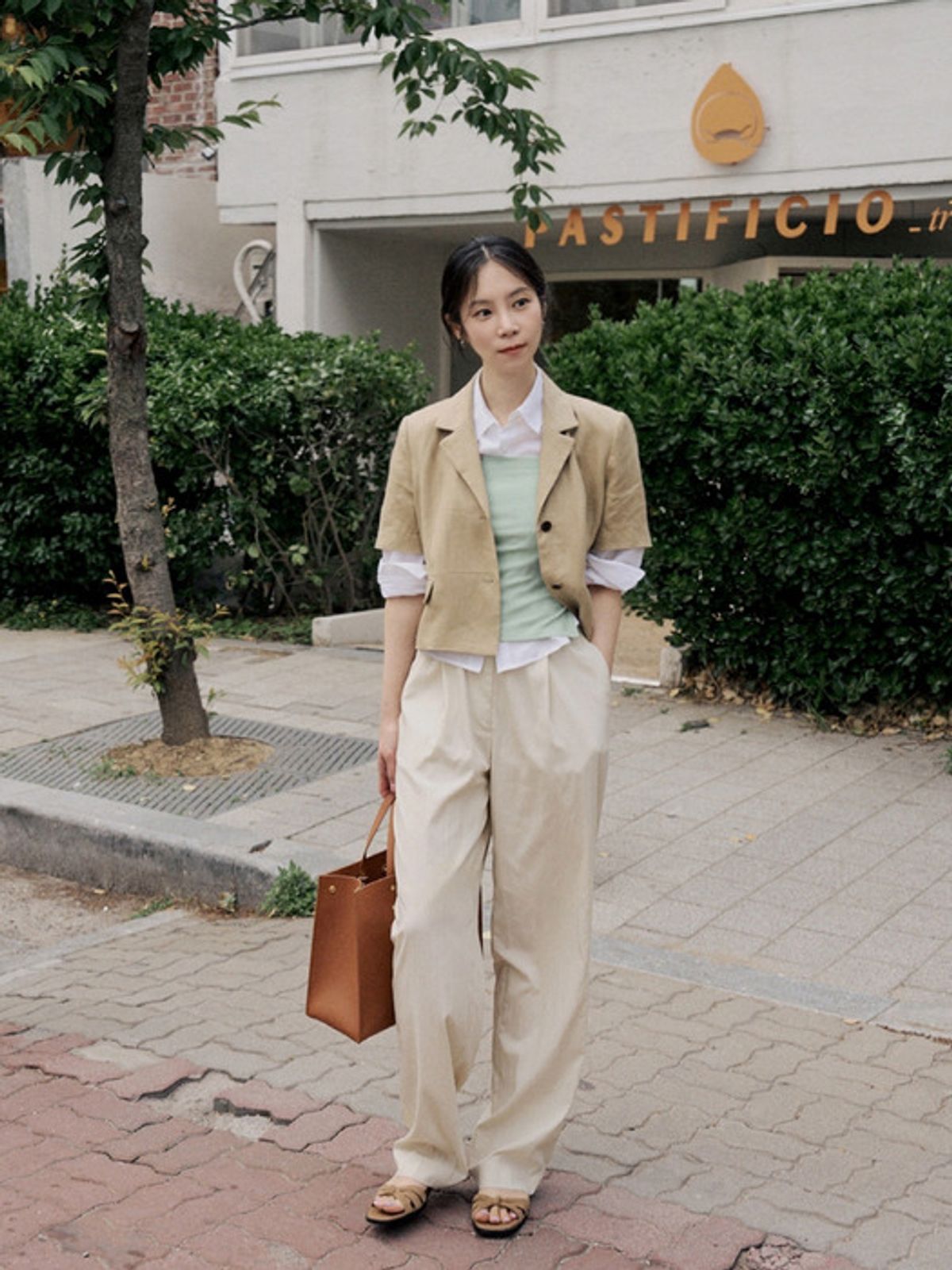 로브로브(LOVLOV) BISCUIT COMFORT PANTS