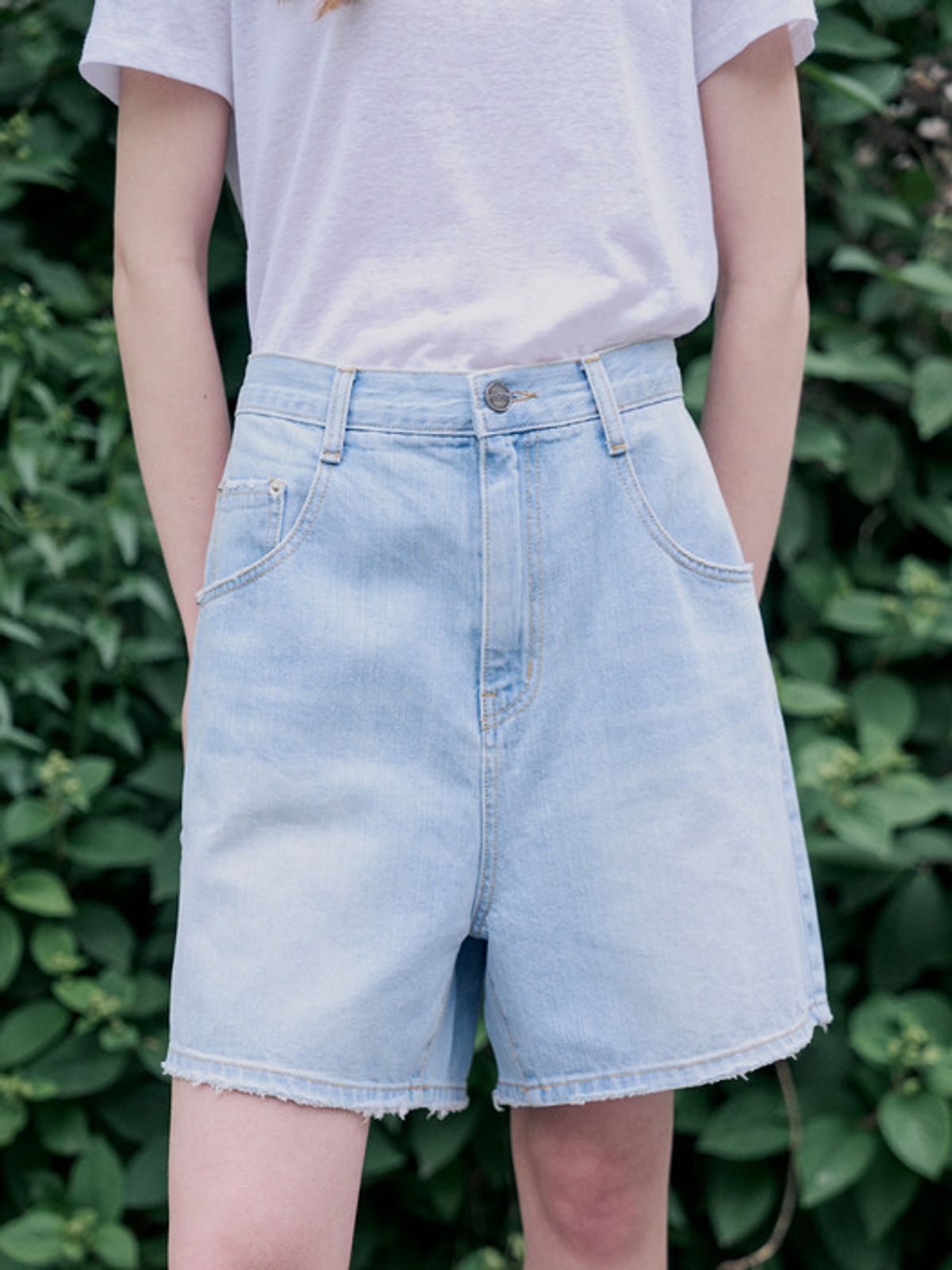 로브로브(LOVLOV) 2WAY LOOSE DENIM SHORTS