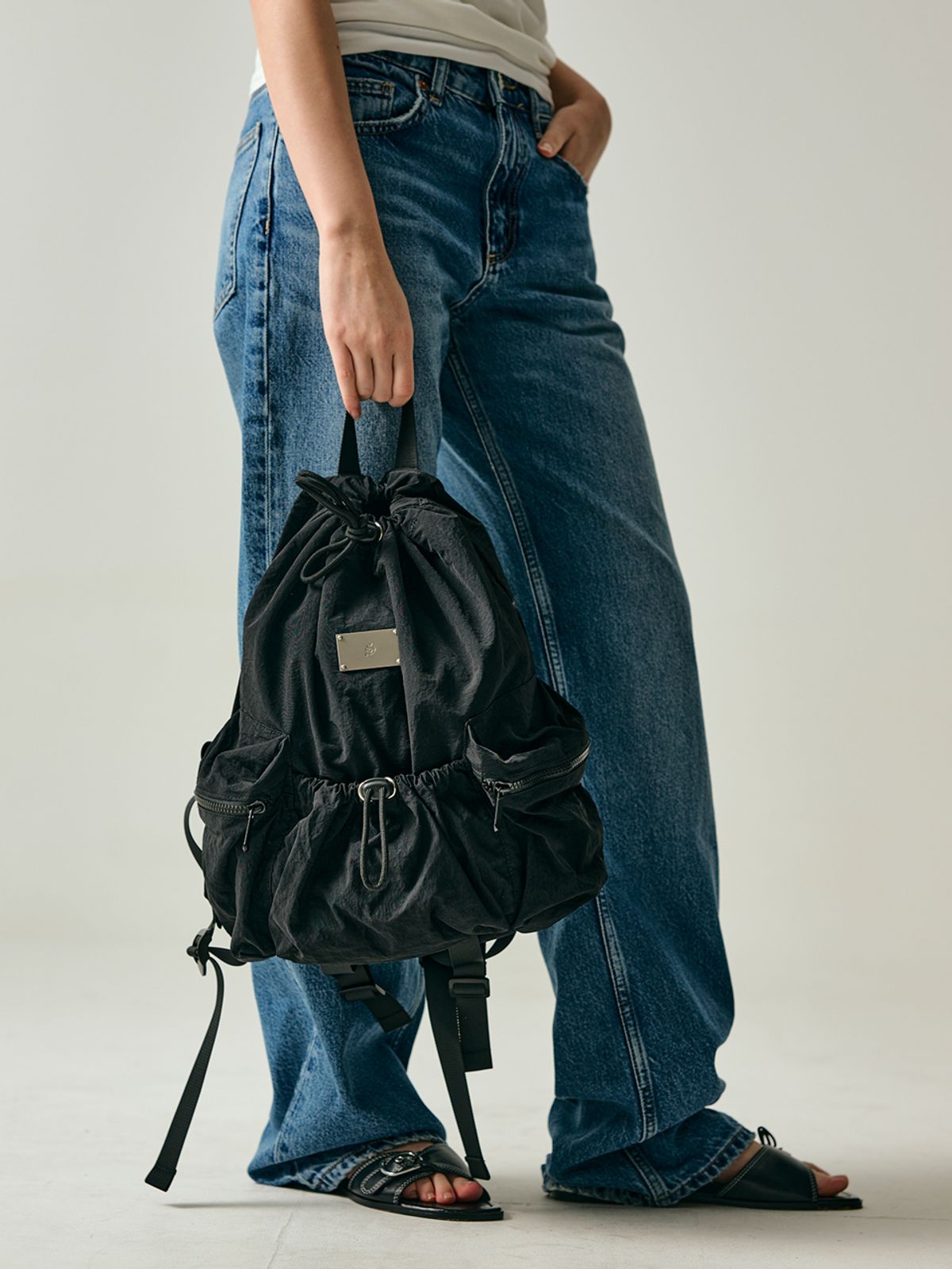 샐볼(SALBOL) LIGHT STREET SMALL BACKPACK [BLACK]