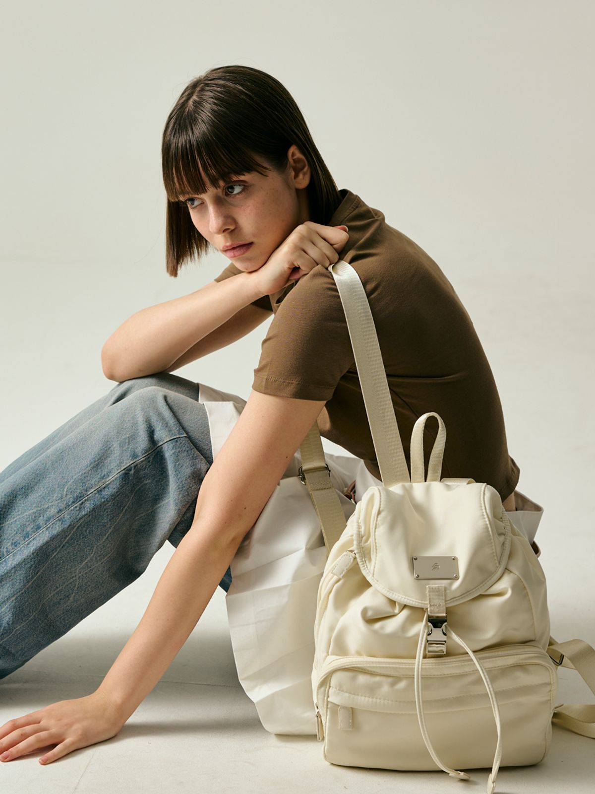 샐볼(SALBOL) SYMBOL NYLON SMALL BACKPACK [IVORY]