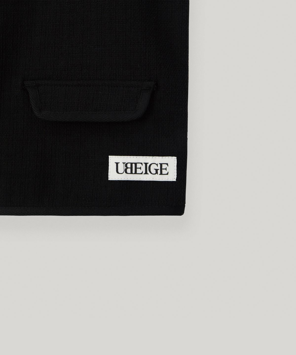 유베이지(UBEIGE) 코튼 트위드 버튼 베스트 (Black)