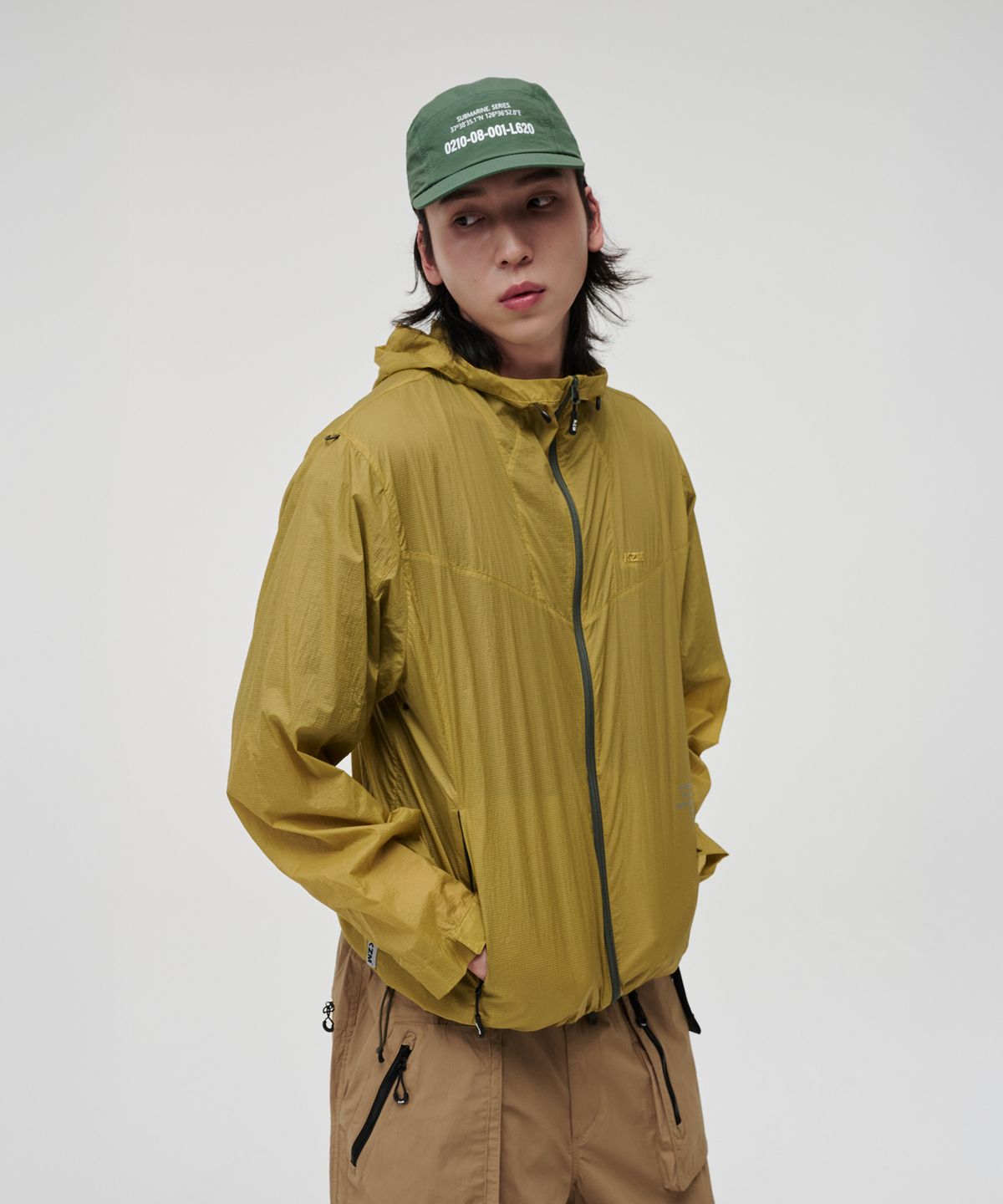 케이지엠(KZM) 패커블 립스탑 경량 바람막이