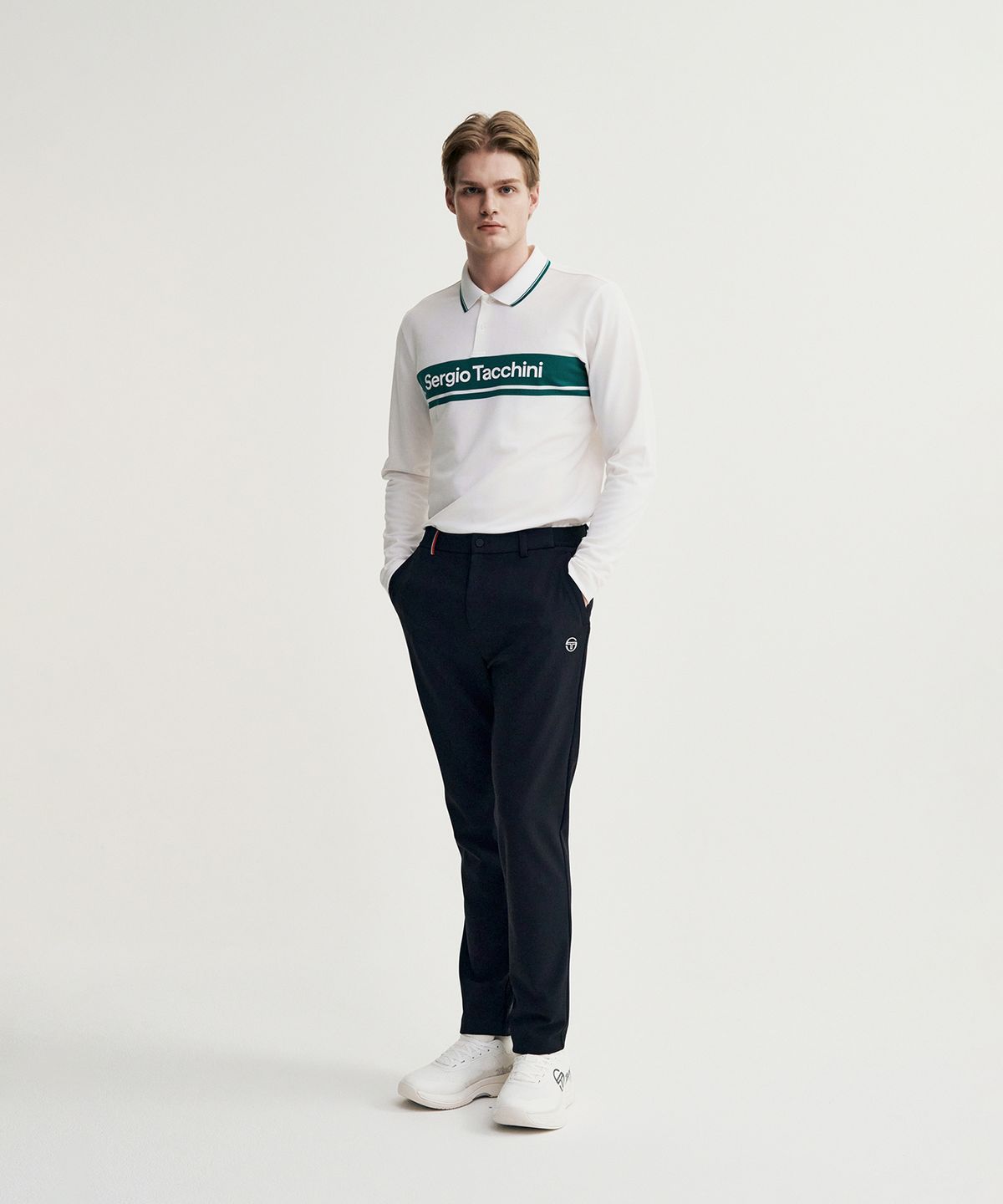 세르지오 타키니(SERGIO TACCHINI) M 플래그 우븐 슬림 스트레이트 팬츠 (Black)