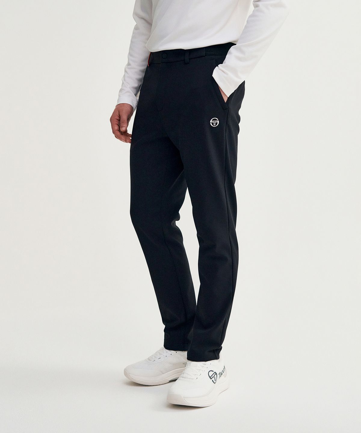세르지오 타키니(SERGIO TACCHINI) M 플래그 우븐 슬림 스트레이트 팬츠 (Black)