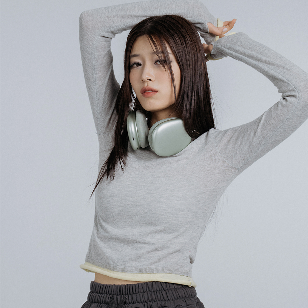 어맵시(AMAPC) 라르 레이어드 풀오버 멜란지 그레이