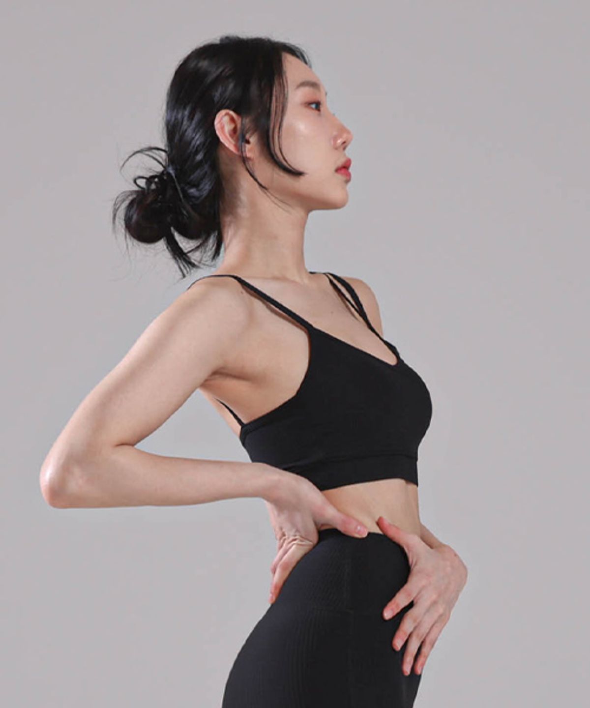 모어아웃(MOREOUT) 여성요가복 골지 스포츠 브라탑 2TT4230