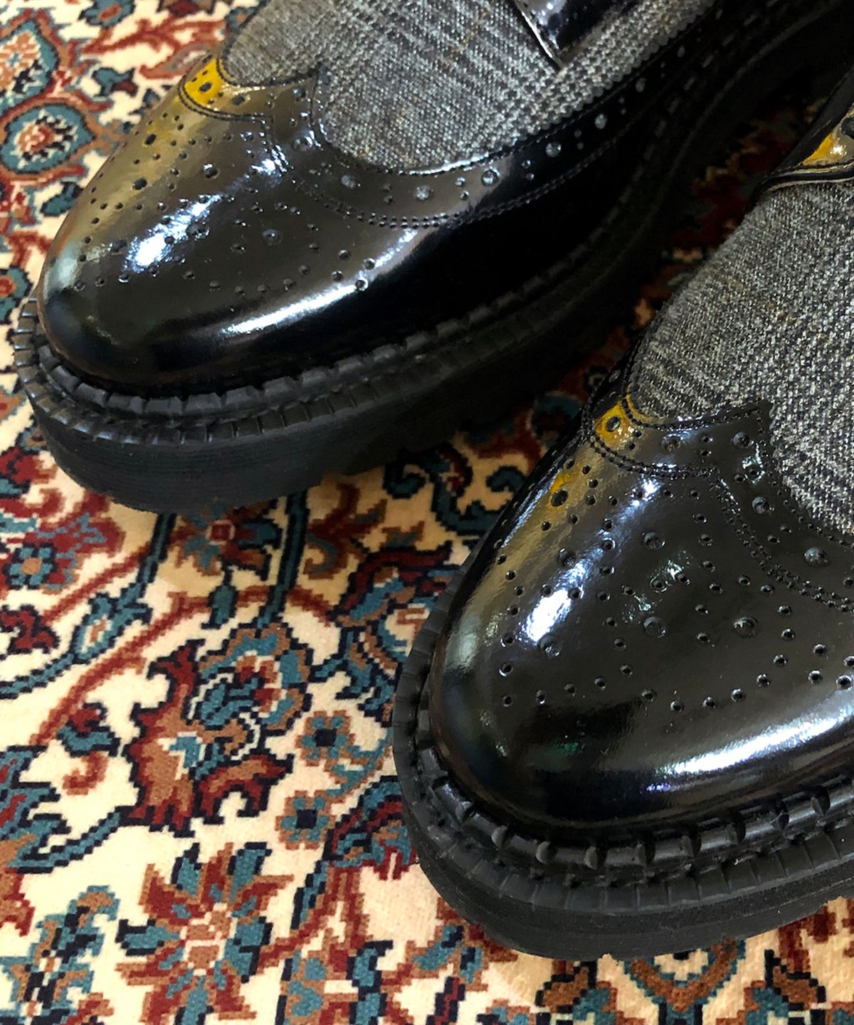 조앤슈(JOENSHOE) 휴만 글렌체크 윙팁 워커