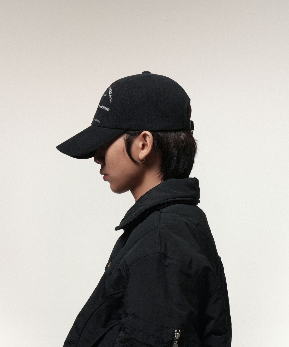 아이돈워너셀(IDWS) Saga Leaf Maxi Cap Black