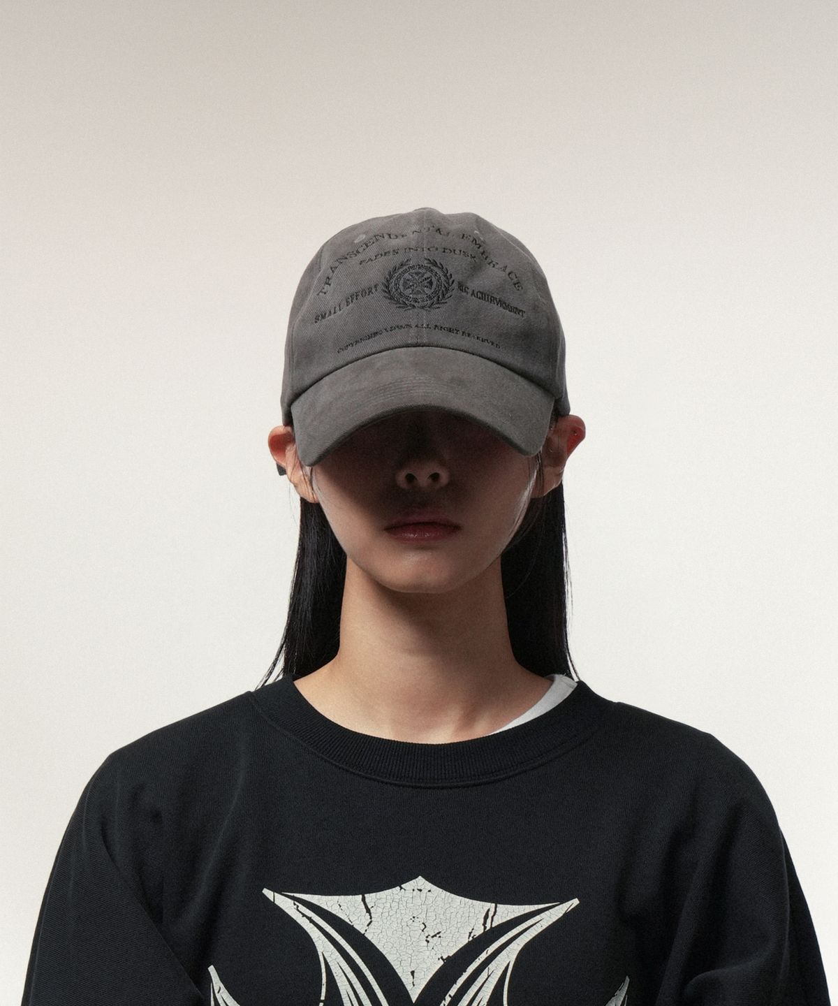 아이돈워너셀(IDWS) Saga Leaf Maxi Cap Charcoal