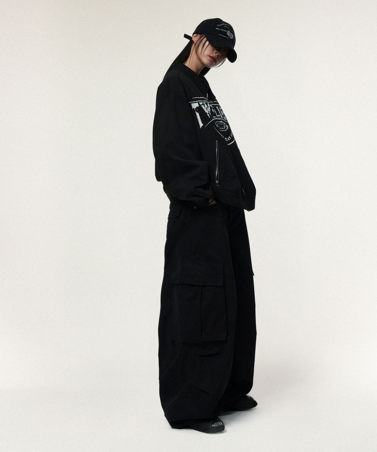아이돈워너셀(IDWS) Andy Twill Balloon Cargo Pants Navy
