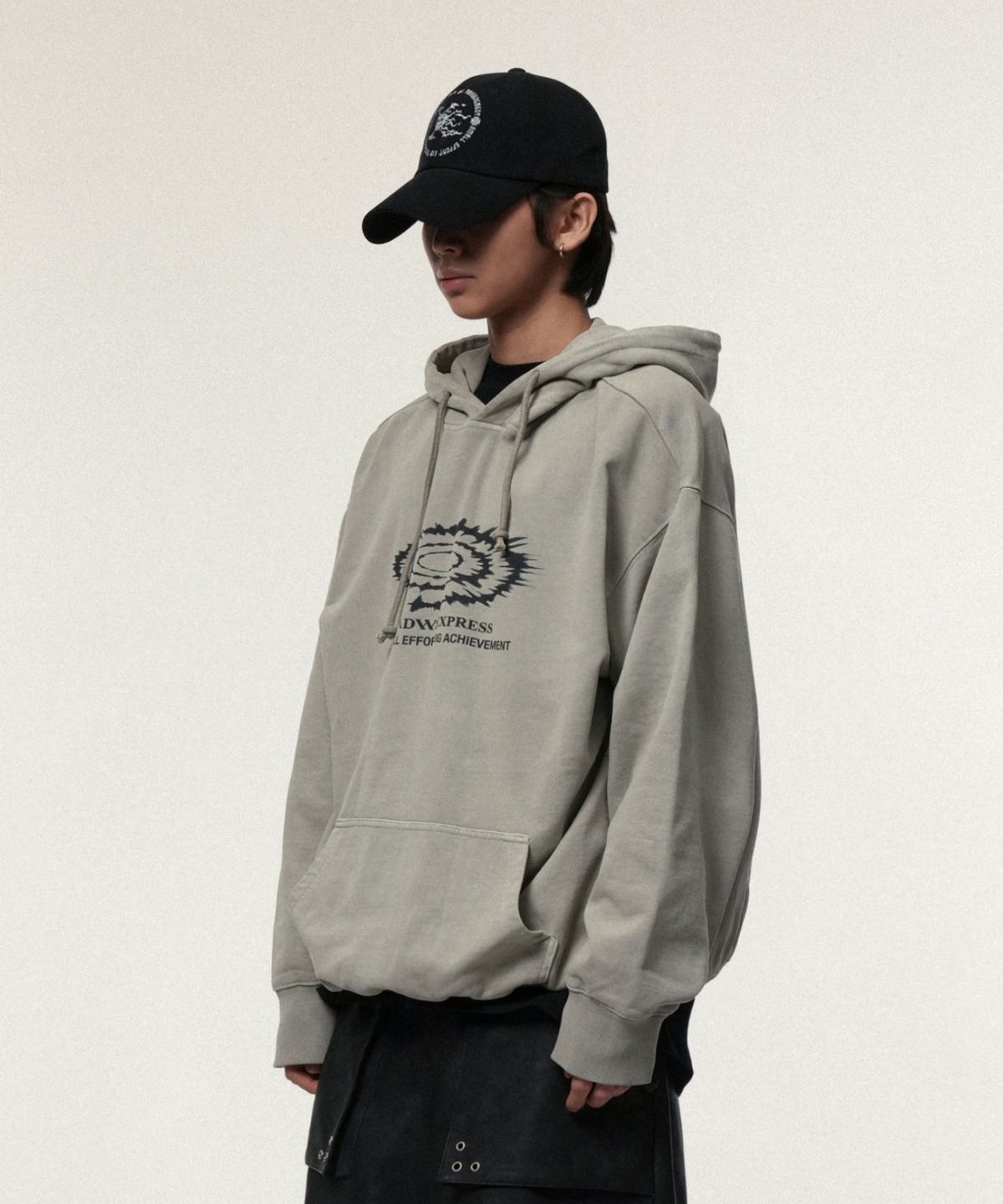 아이돈워너셀(IDWS) Swift Symbol Dying Hoodie Sand