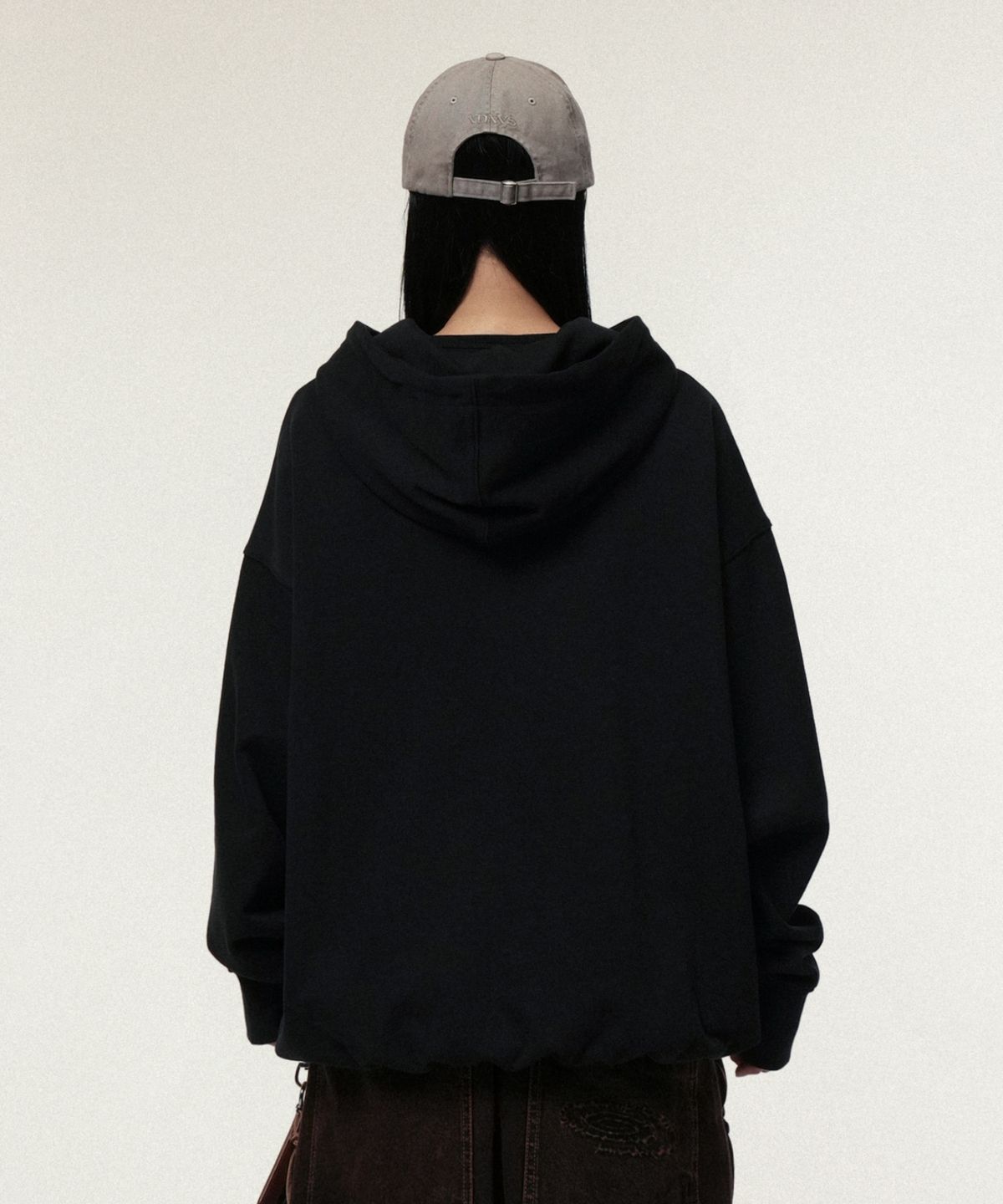 아이돈워너셀(IDWS) Novichi Hoodie Black