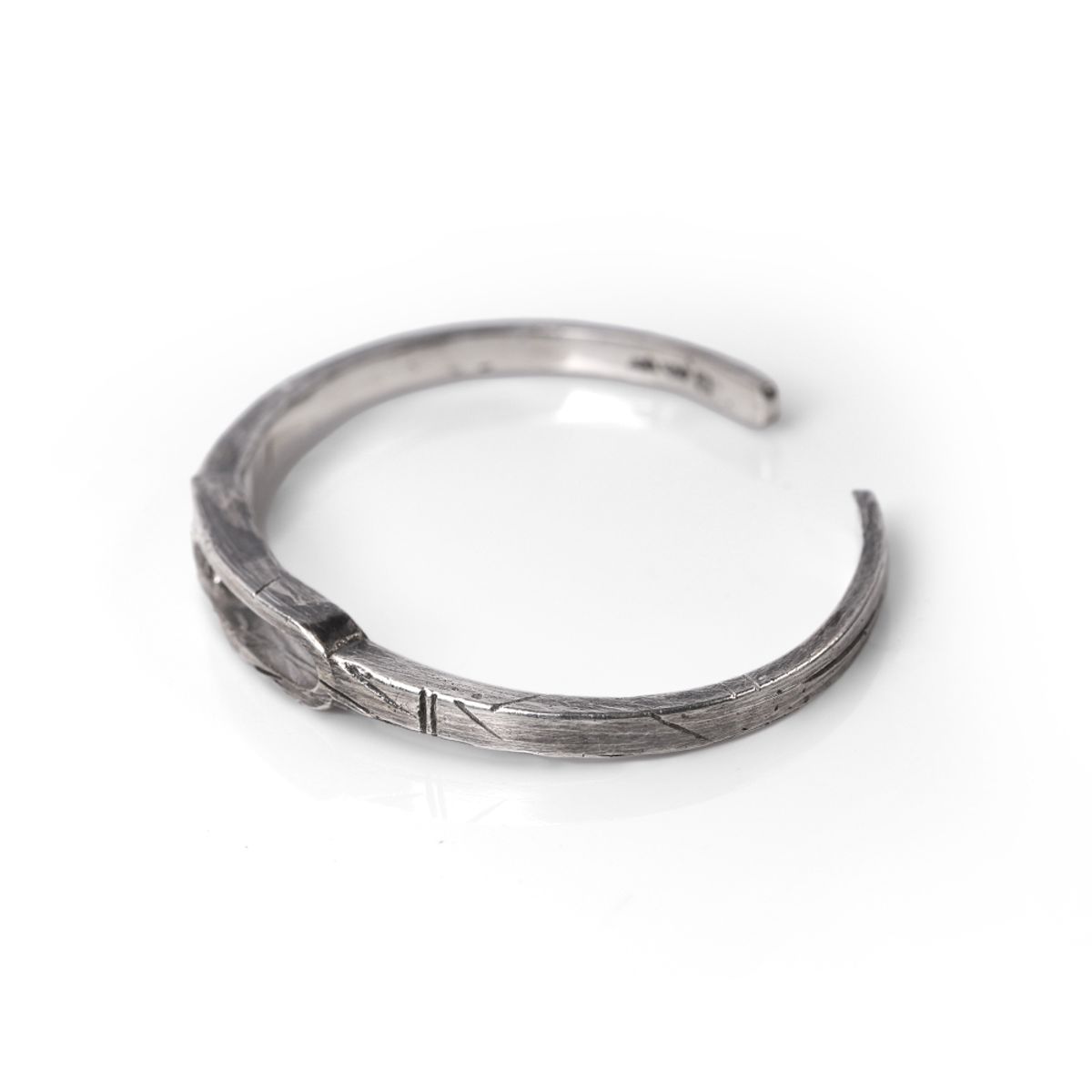 어 그라운드 링(AGROUNDRING) Rough Open Bangle