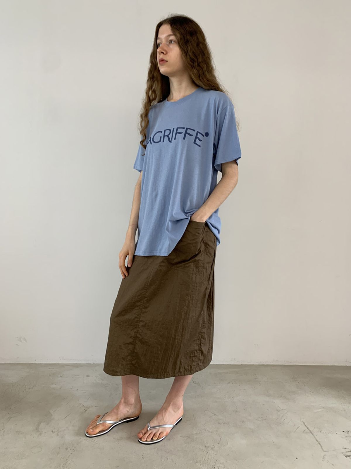 마그리프(MAGRIFFE) 마그리프 블루 티셔츠