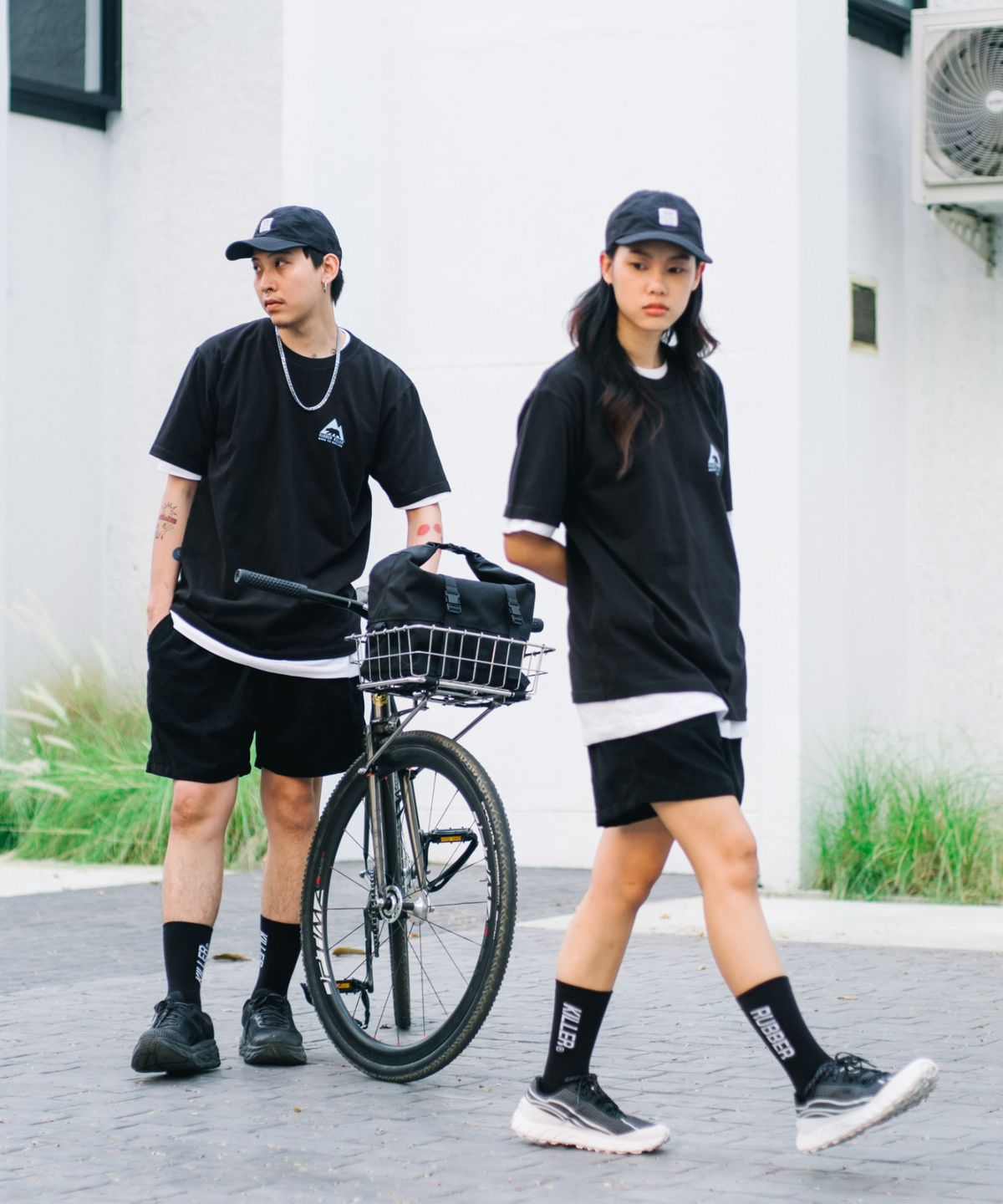 러버킬러(RUBBERKILLER) 크루 데일리 스포츠 양말 [2 Colors]