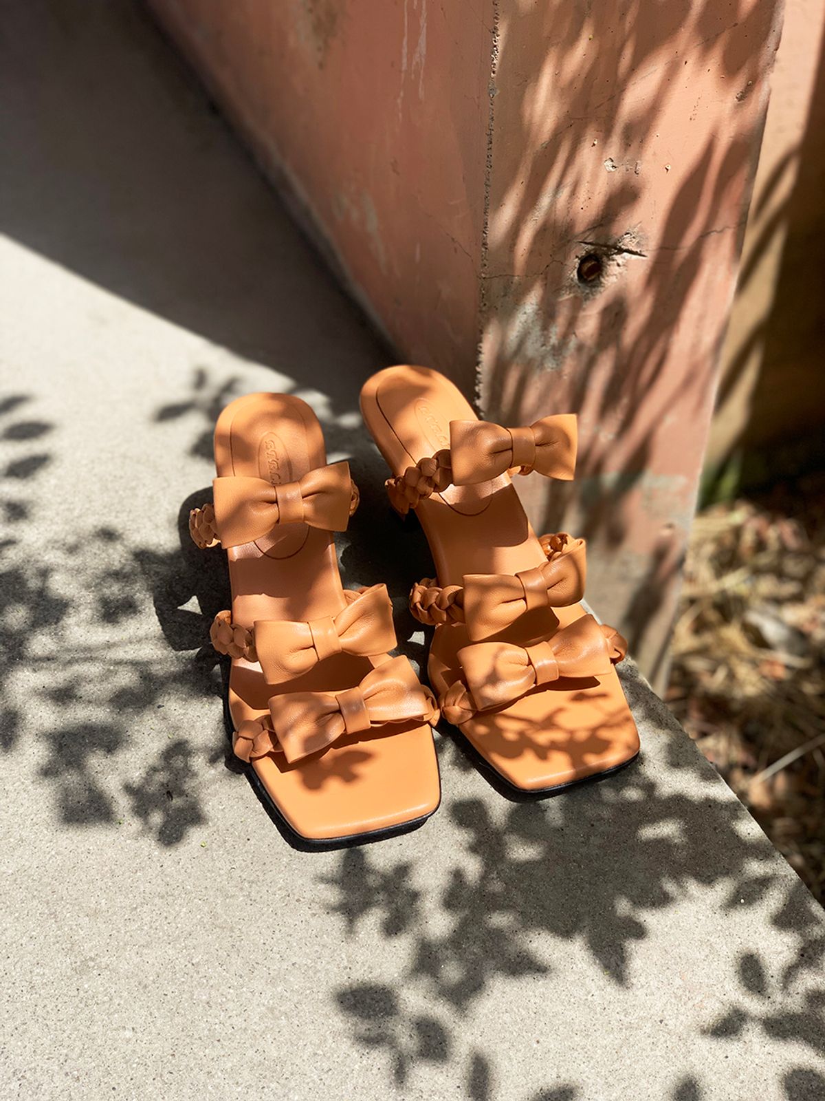 에뗄린(ETELIN) Seize Braids Strap Sandals - Orange