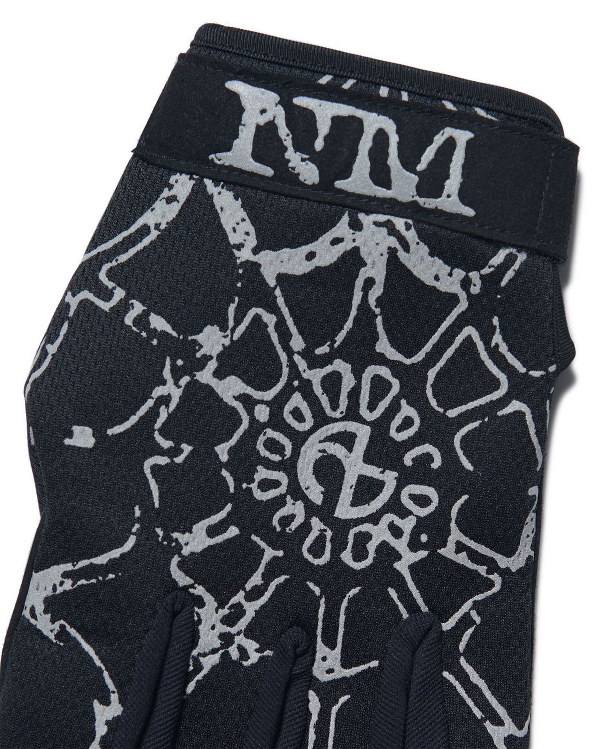 노매뉴얼(NOMANUAL) REFLECTIVE WEB GLOVES - BLACK