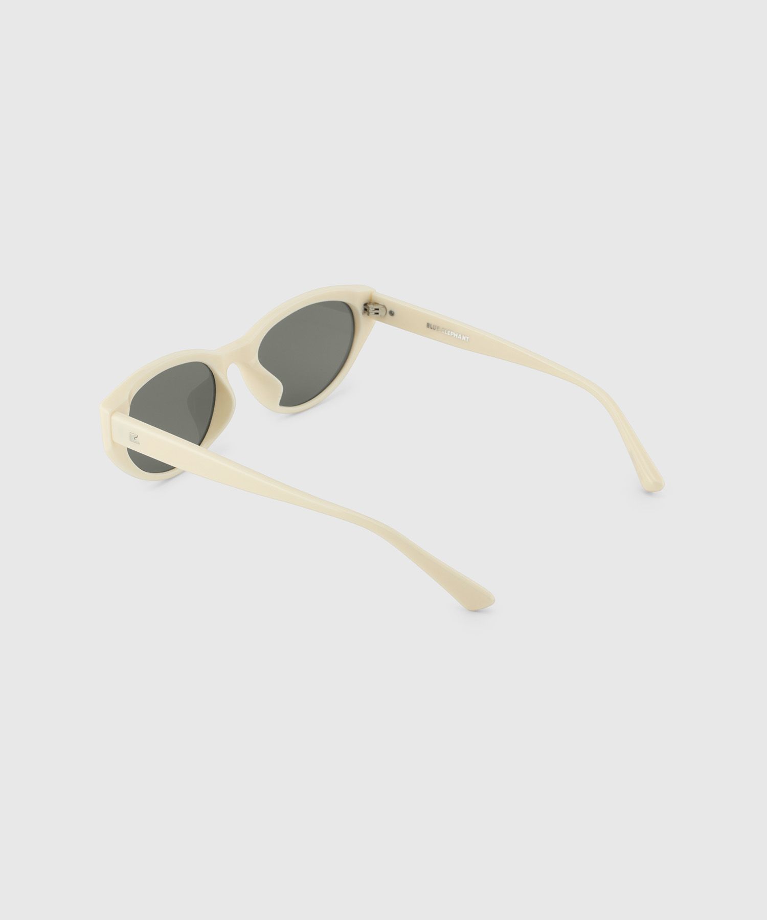 サングラス BLUE ELEPHANT BIN ivory MUSINSA公式 | BLUE ELEPHANT BIN ivory
