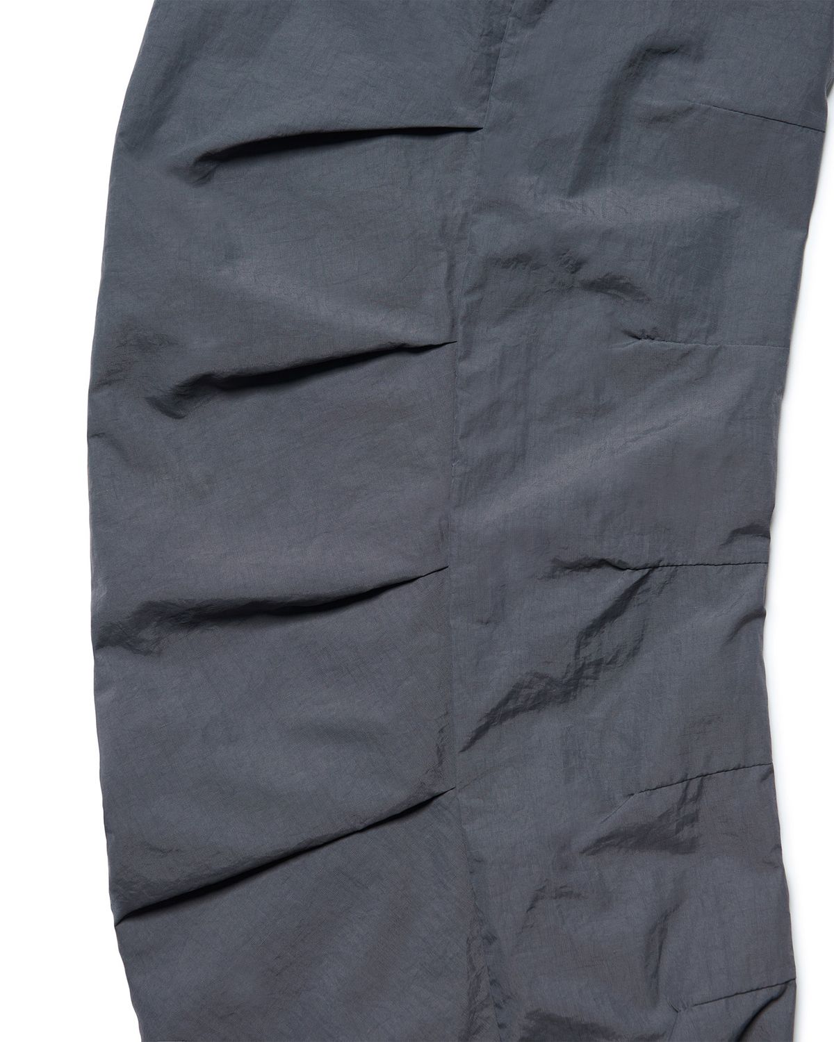 노매뉴얼(NOMANUAL) T.N.D NYLON PANTS - CHARCOAL