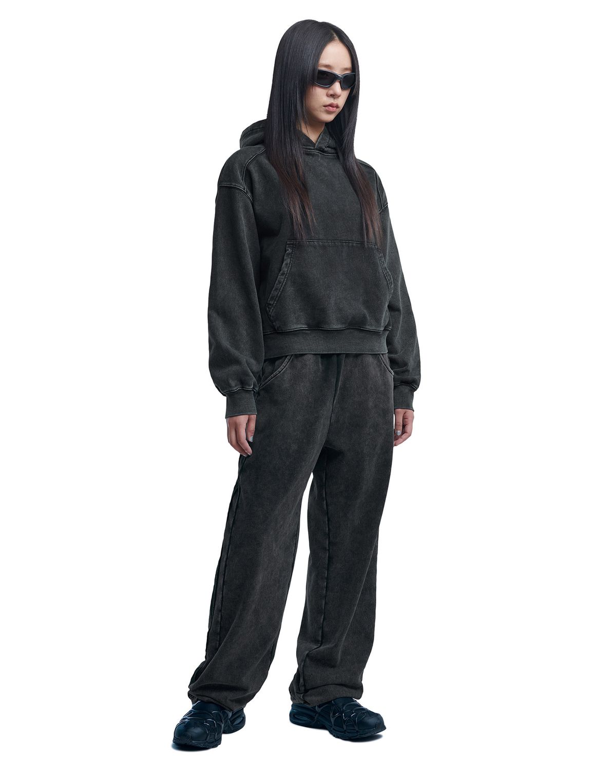 노매뉴얼(NOMANUAL) M.L HOODIE - WASHED BLACK