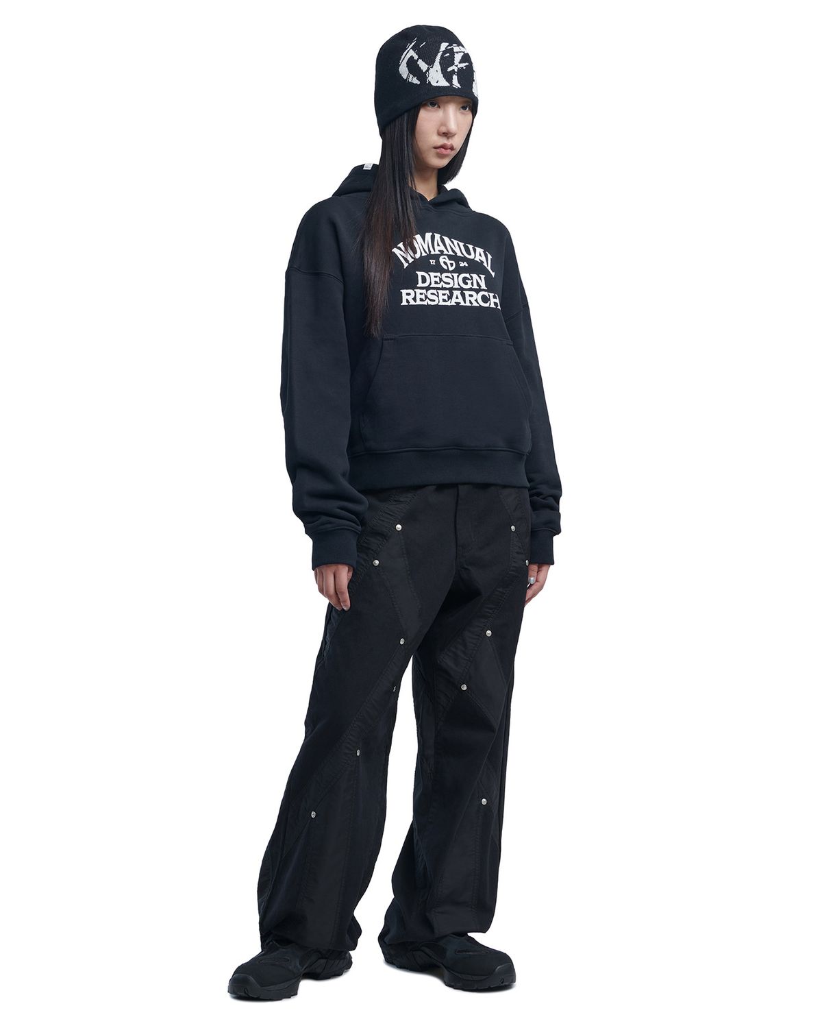 노매뉴얼(NOMANUAL) A.G HOODIE - BLACK