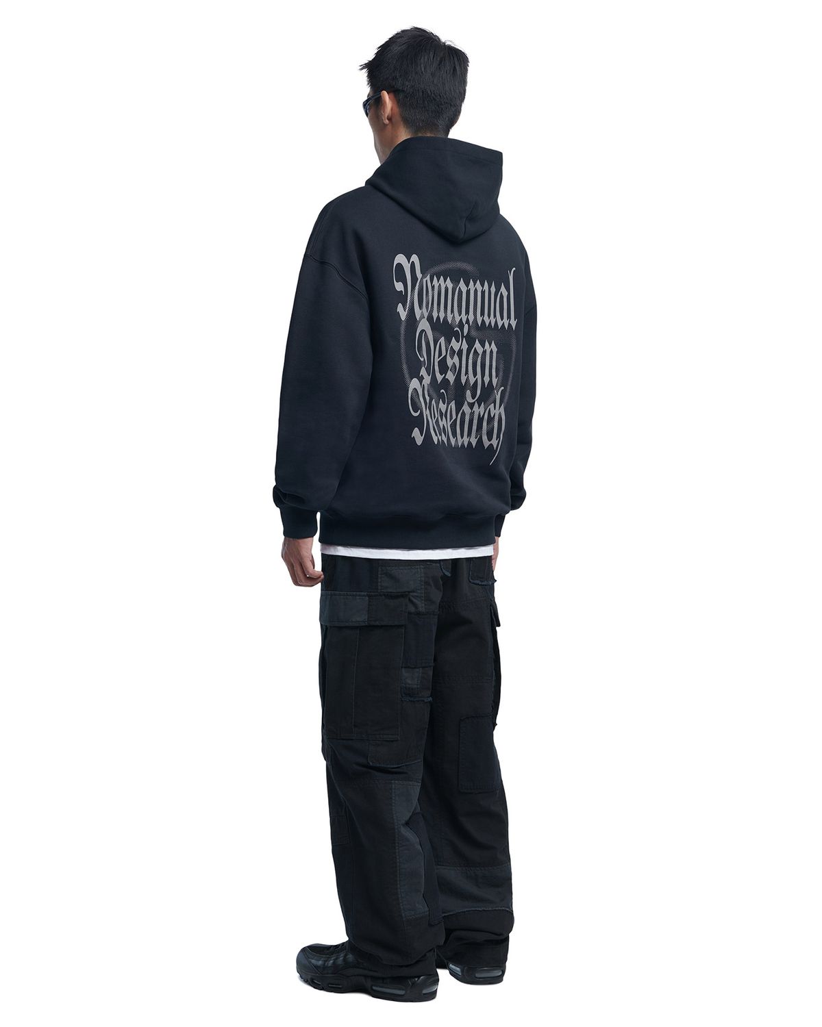 노매뉴얼(NOMANUAL) MANERO HOODIE - BLACK