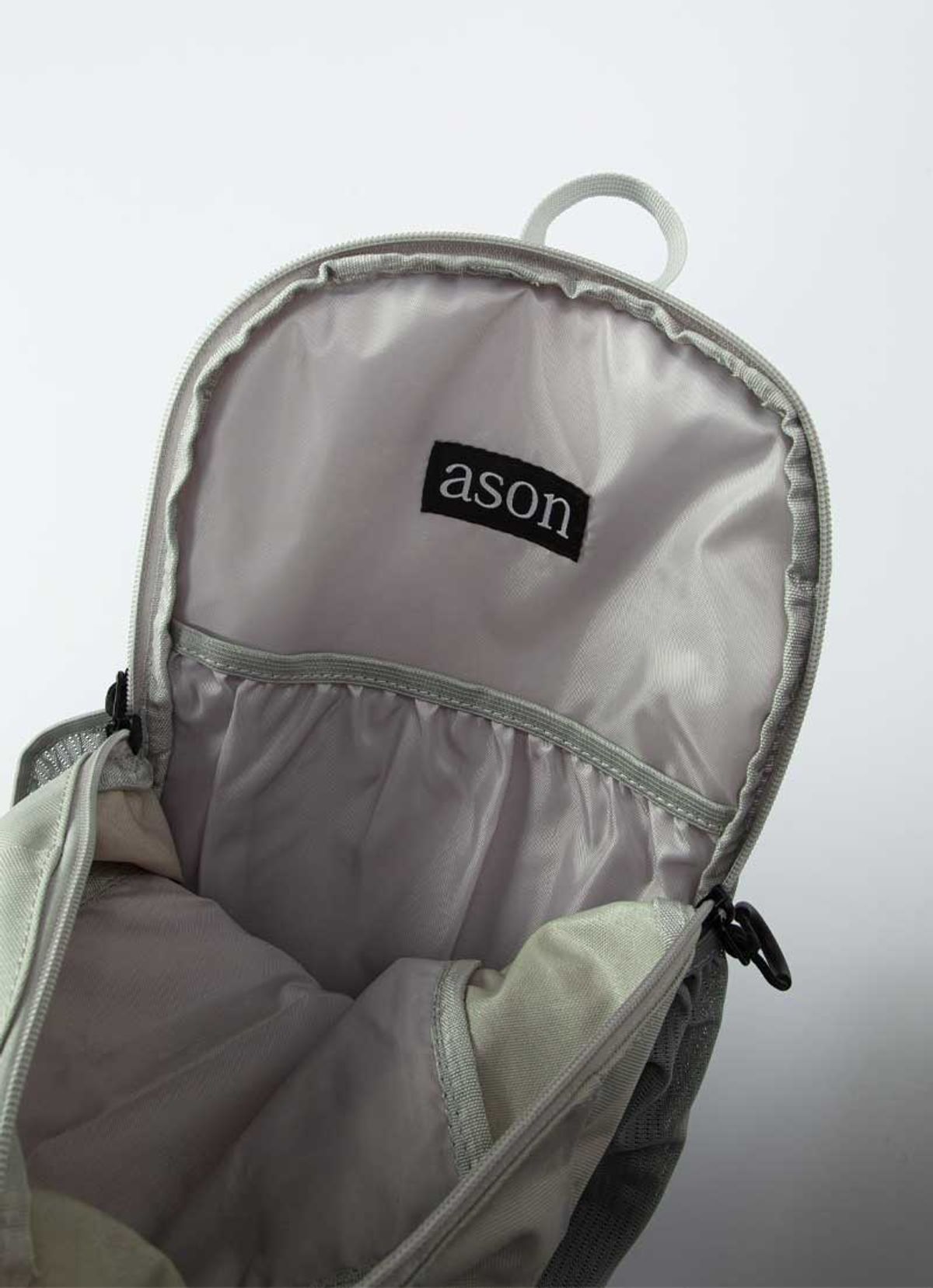 애즈온(ASON) BEETLES BACKPACK / GRAY