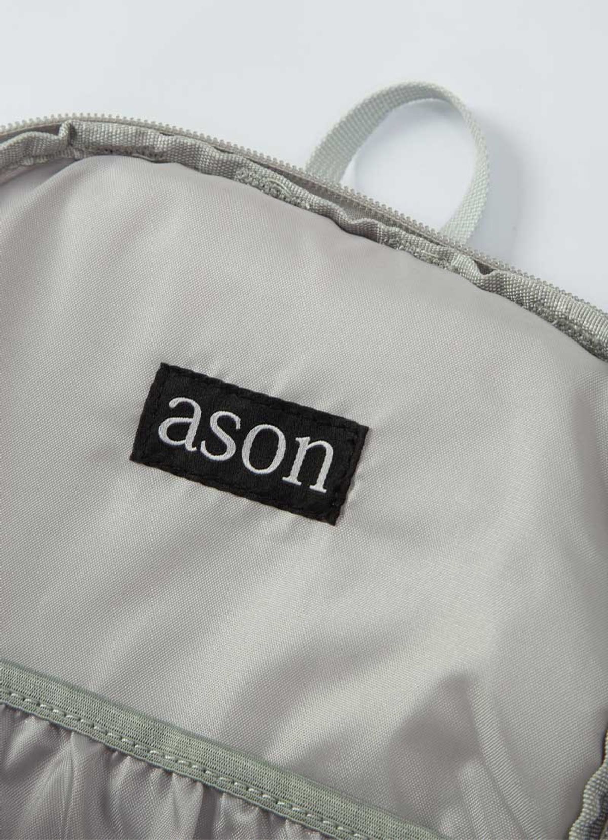 애즈온(ASON) BEETLES BACKPACK / GRAY
