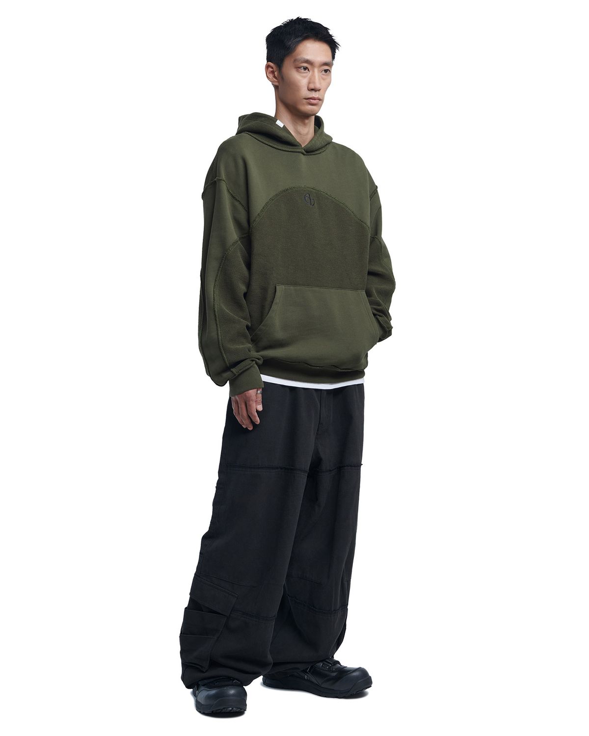 노매뉴얼(NOMANUAL) I.N.O HOODIE - KHAKI