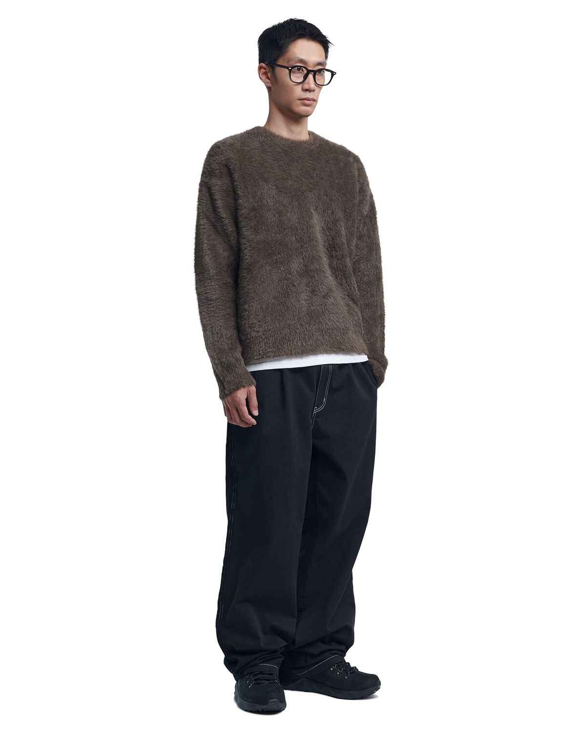 노매뉴얼(NOMANUAL) CROPPED HAIRY KNIT - BROWN