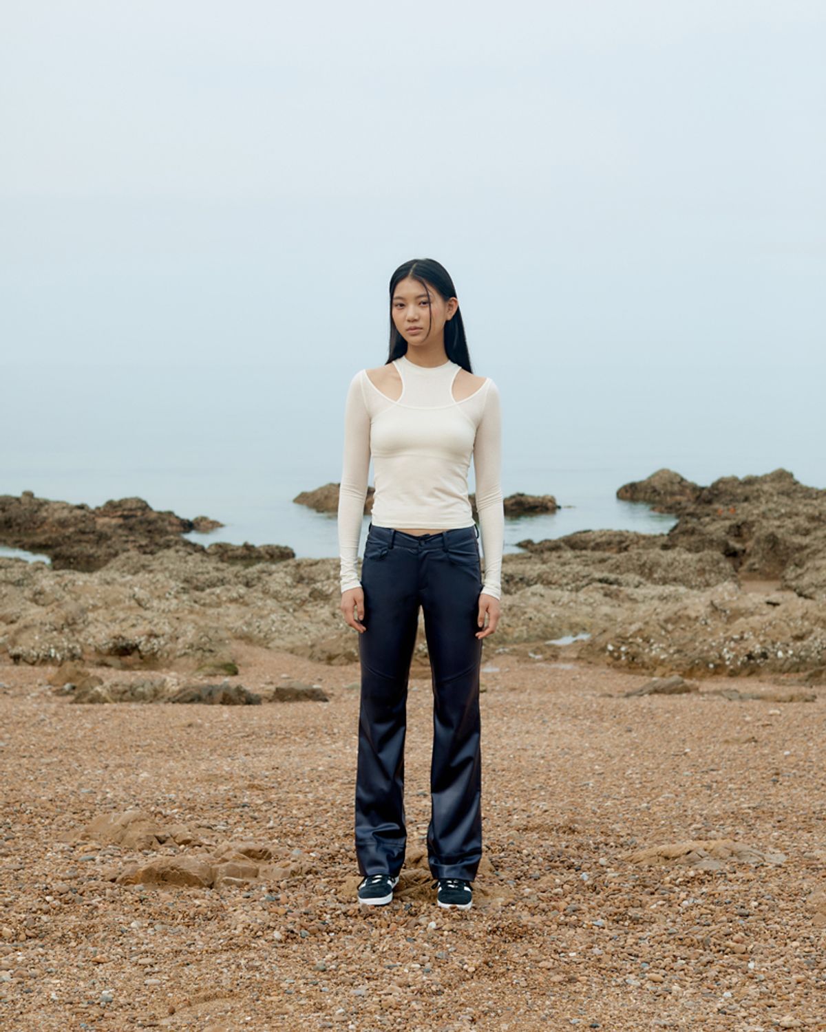 큐피도(KUPIDO) Leather loose boots cut pants _ navy