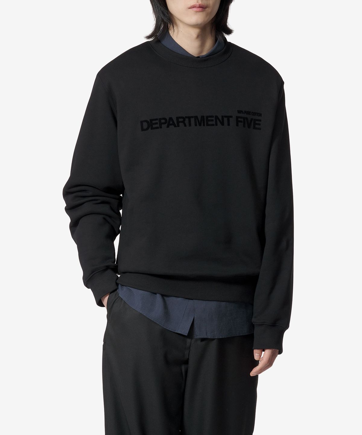 디파트먼트 파이브(DEPARTMENT FIVE) 로고 맨투맨 - 블랙 / UF5072FF0024000PF2999