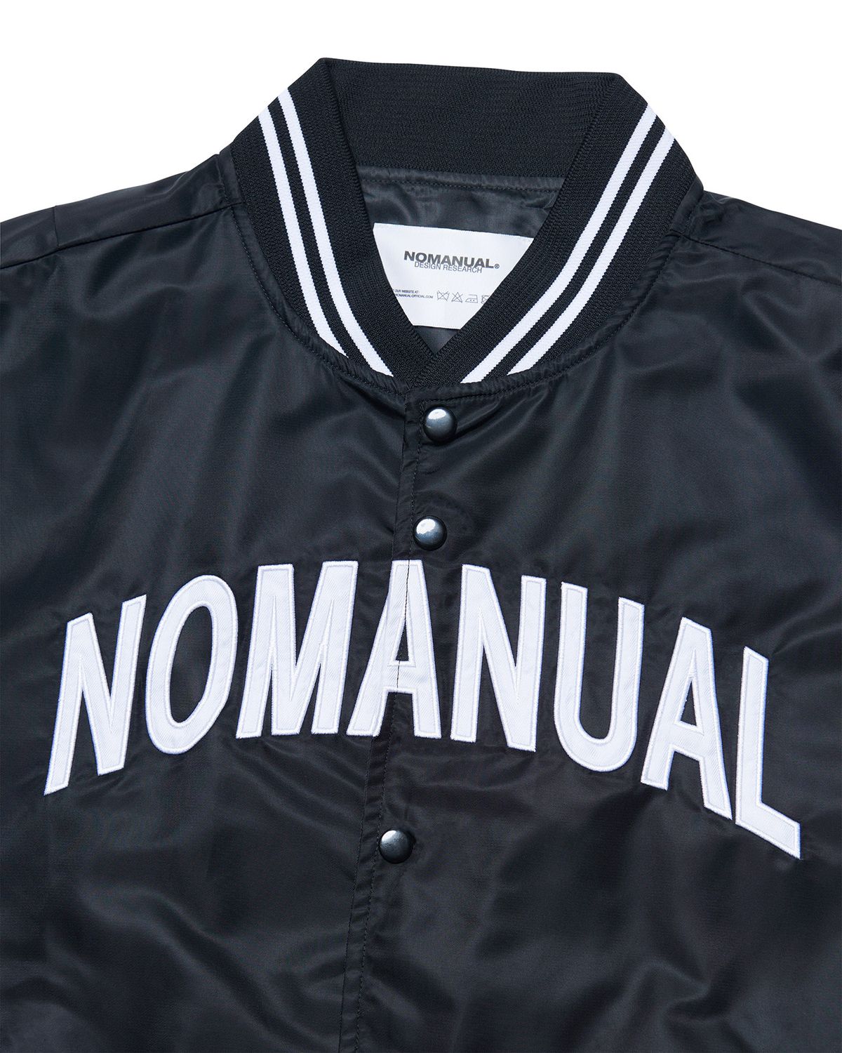 노매뉴얼(NOMANUAL) ARCH LOGO VARSITY JACKET - BLACK