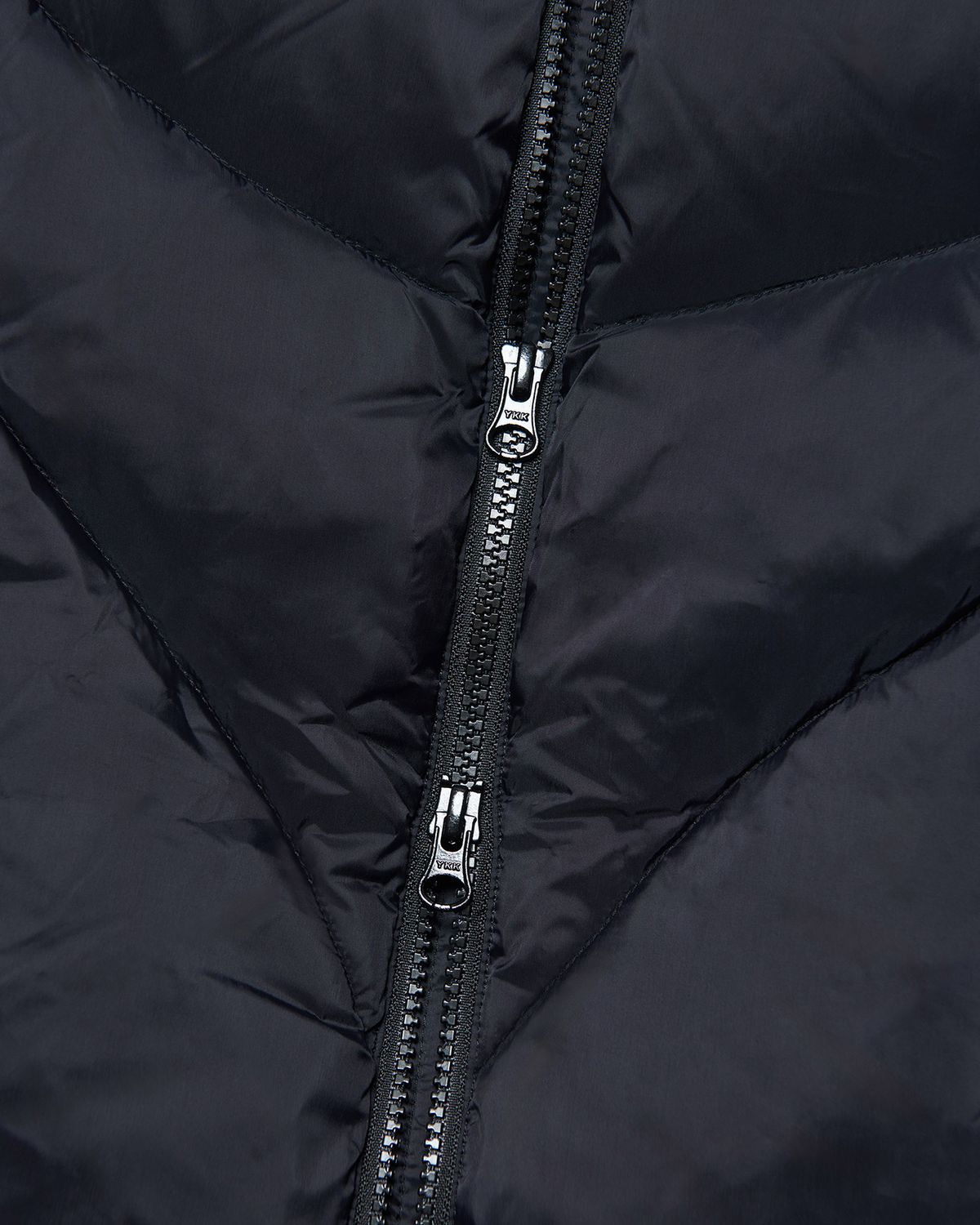 노매뉴얼(NOMANUAL) PARABOLA DUCK DOWN VEST - BLACK