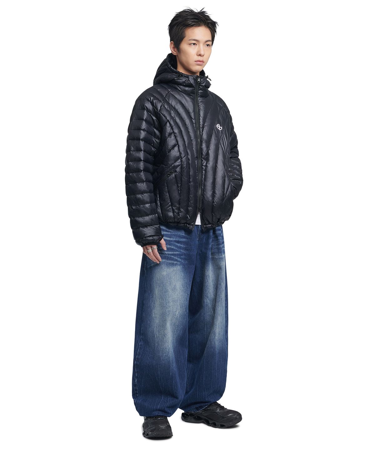 노매뉴얼(NOMANUAL) NUBES LIGHT DUCK DOWN - GLOSSY BLACK